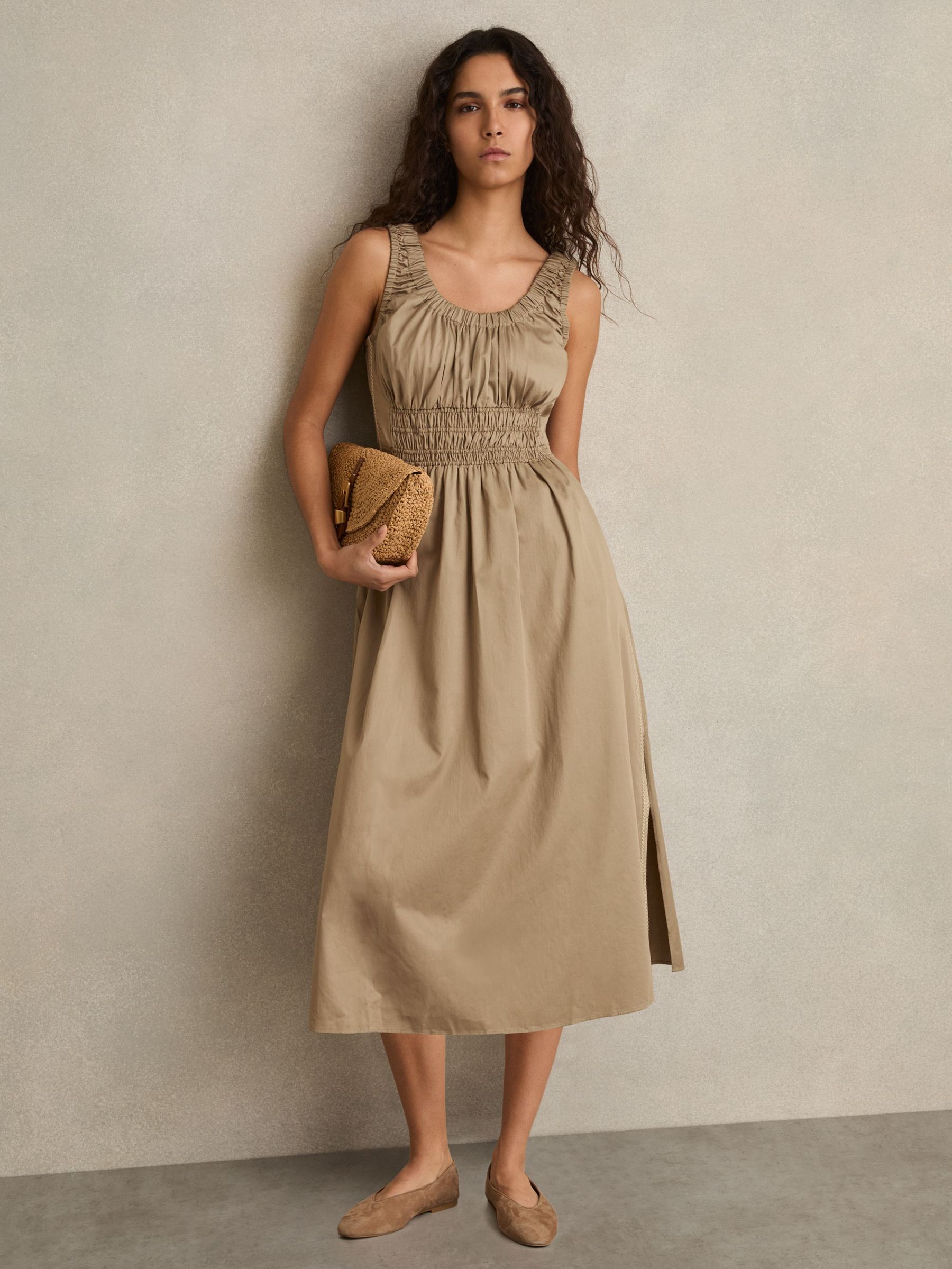 Tenger Petite Craft- Gesmokte Midi jurk in kaki (F18126) | € 225