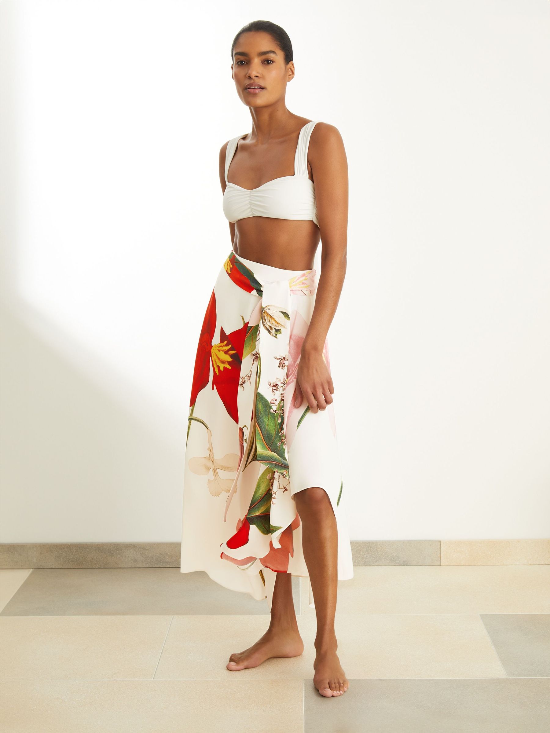 Reiss | NYBG Floral Midi Skirt in Ivory (F18344) | €245