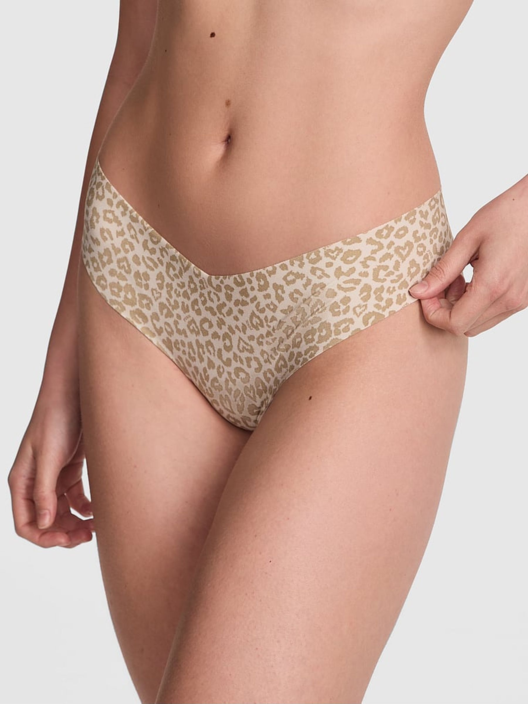 White Leopard Thong Knickers (F22532) | €10.50