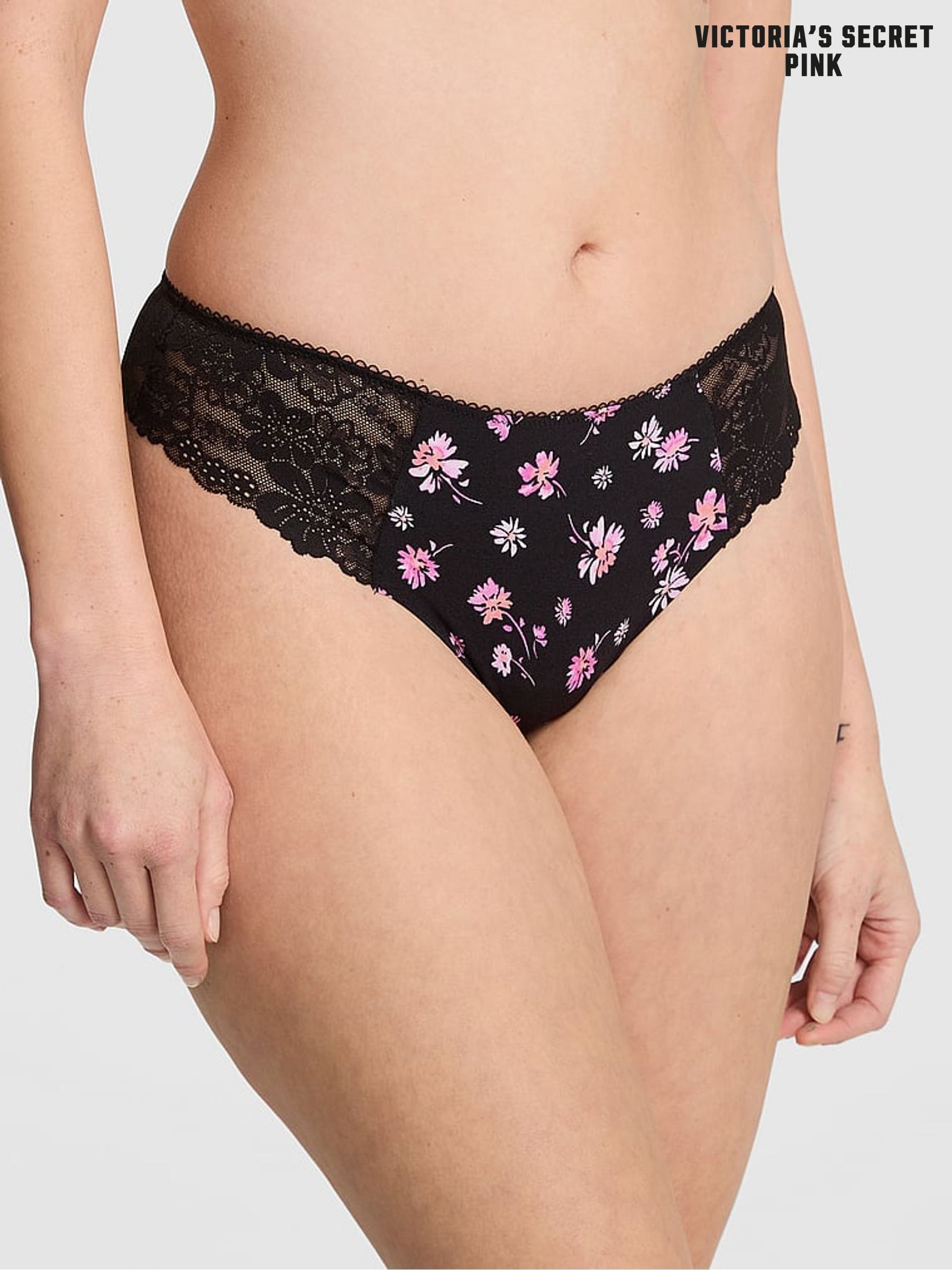 Black Floral Lace Thong Knickers (F22570) | €10.50