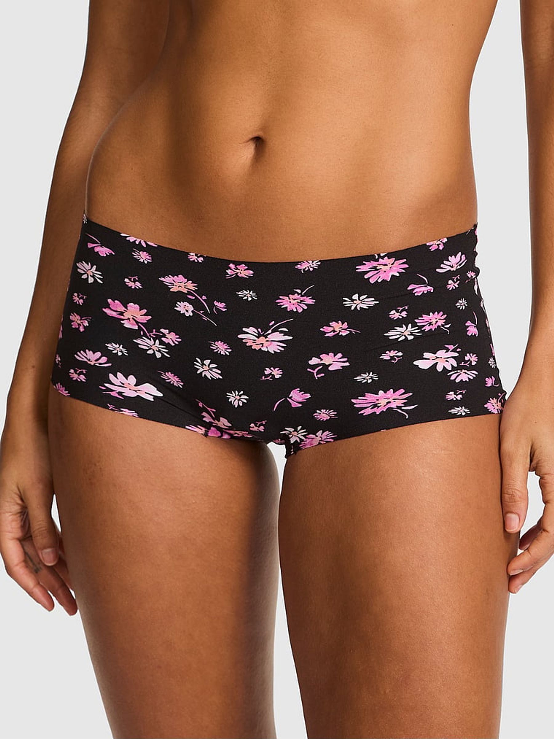 Black Floral Short Knickers (F22587) | €10.50