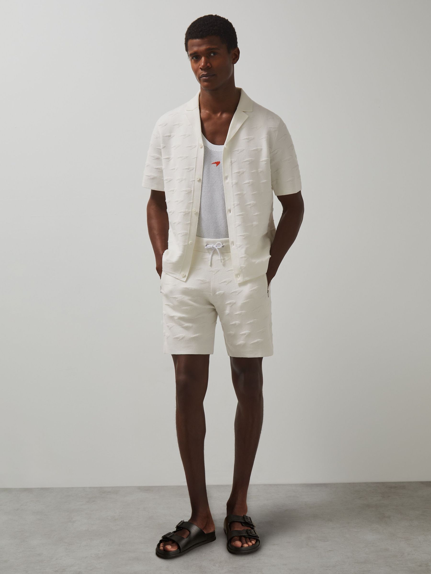 McLaren F1 Team Speedmark Knit Shorts in White (F27960) | €185
