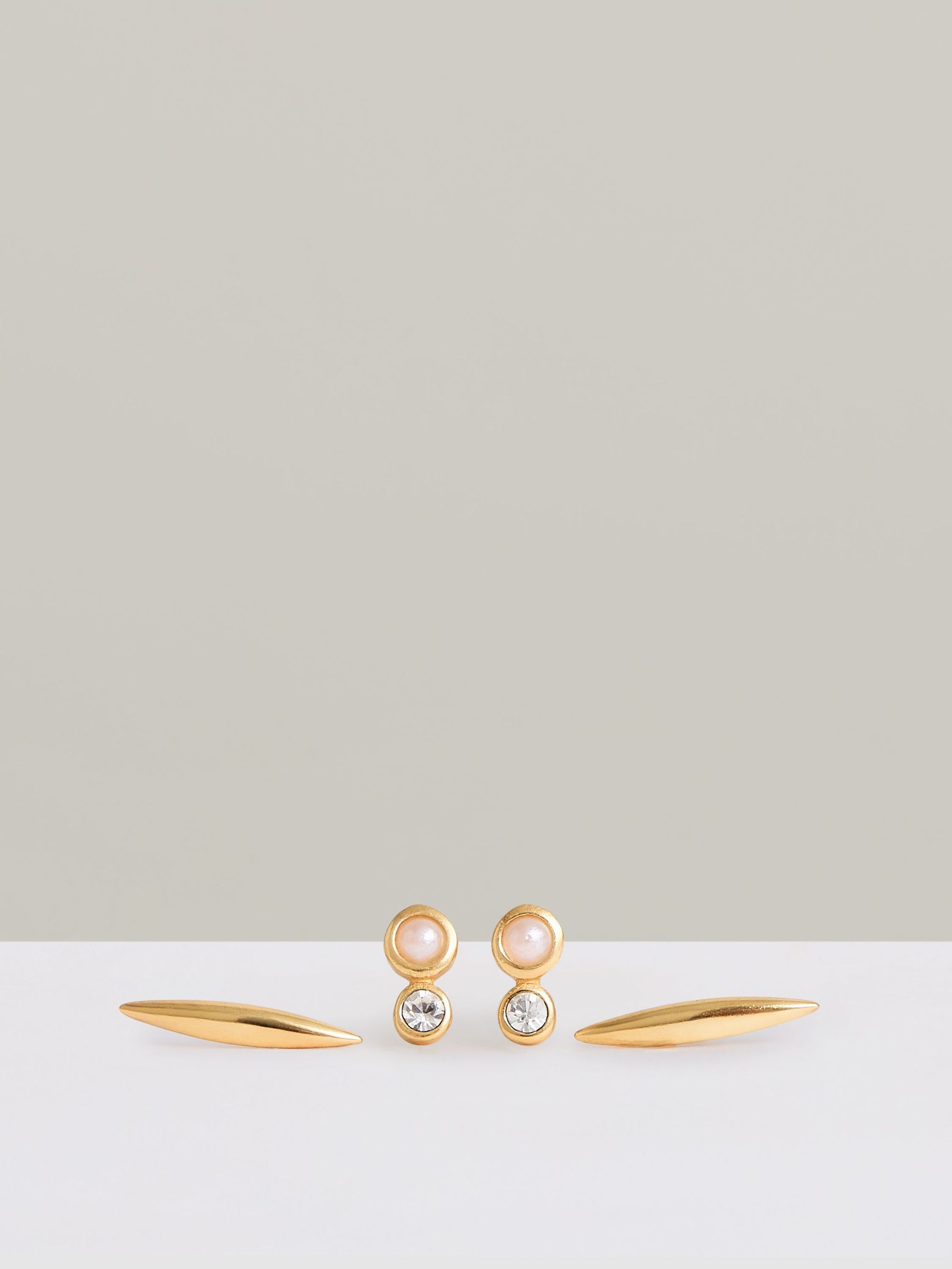 Micro Faux-Pearl And Bar Stud Earrings Set in Gold Tone (F27984) | AED270