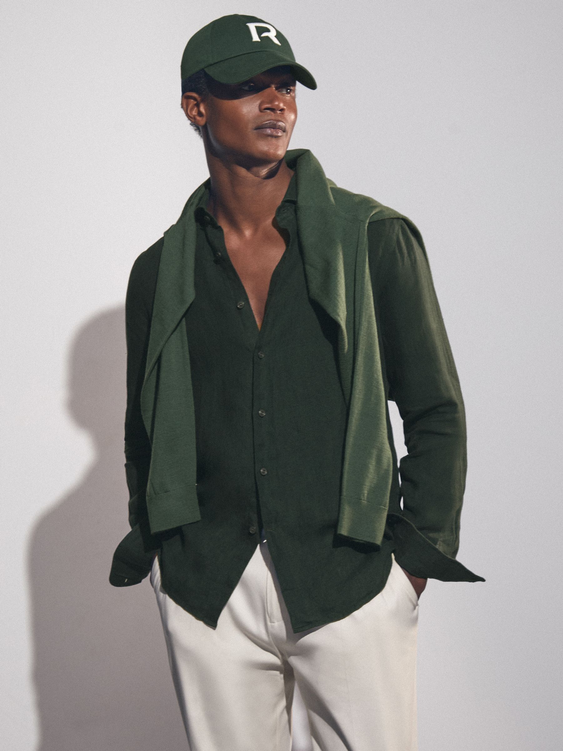 Linen Striped Cutaway-Collar Shirt in Dark Hunting Green (F32823) | US$160