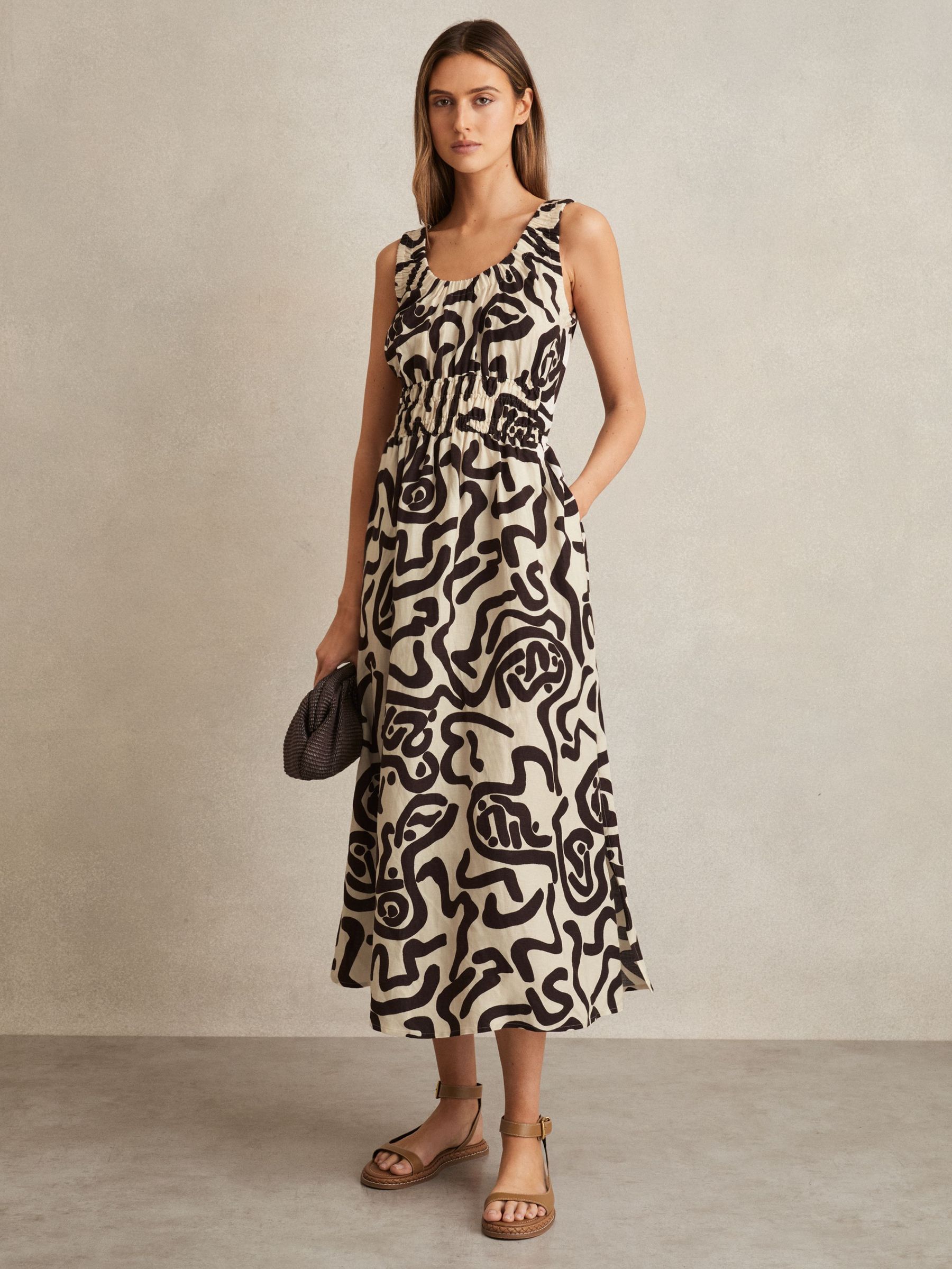 Linen-Blend Printed Shirred Midi Dress in Brown/Ivory (F37256) | €245