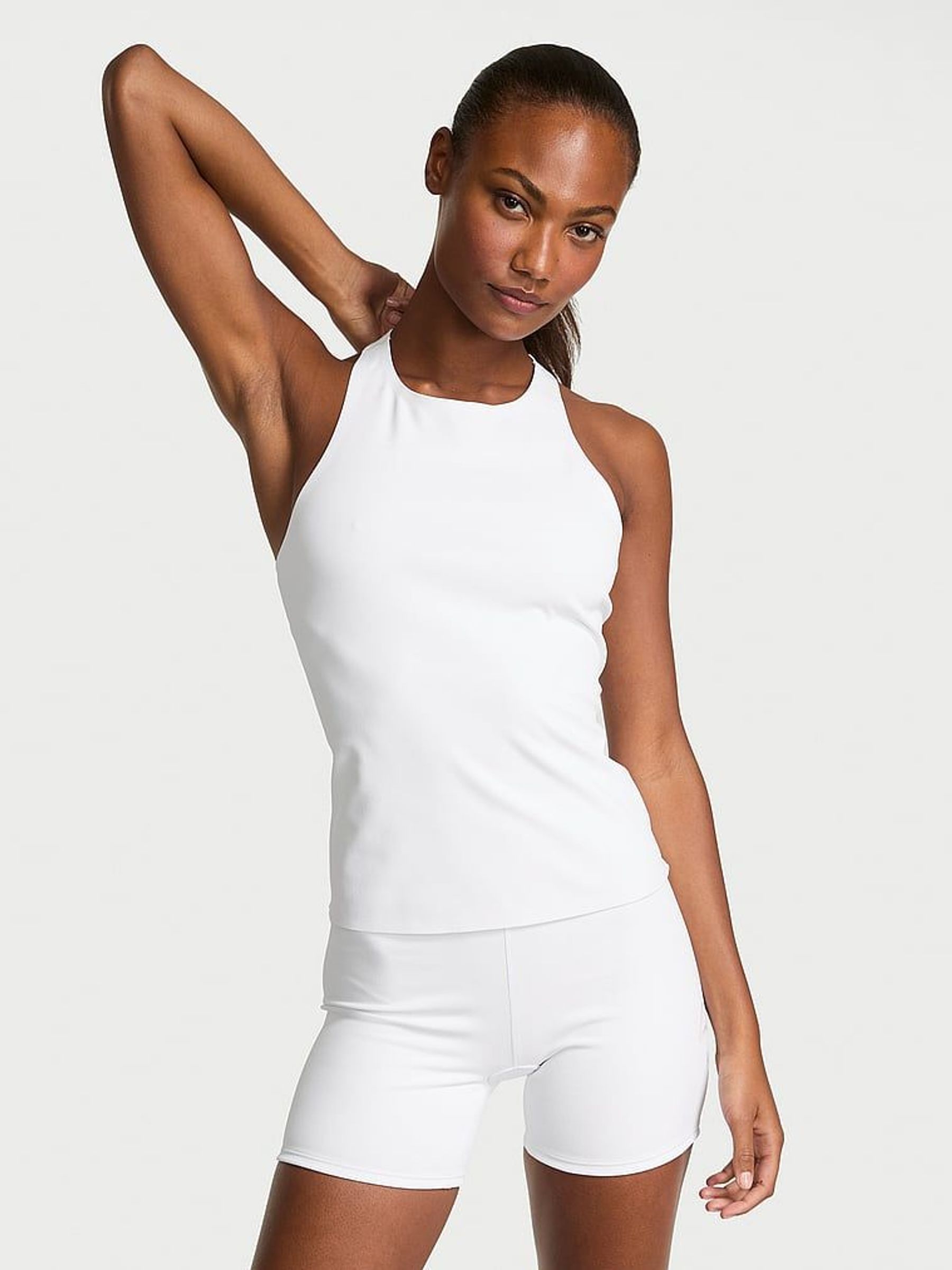 White Incredible Coverage™ Tank Top (F40325) | €56