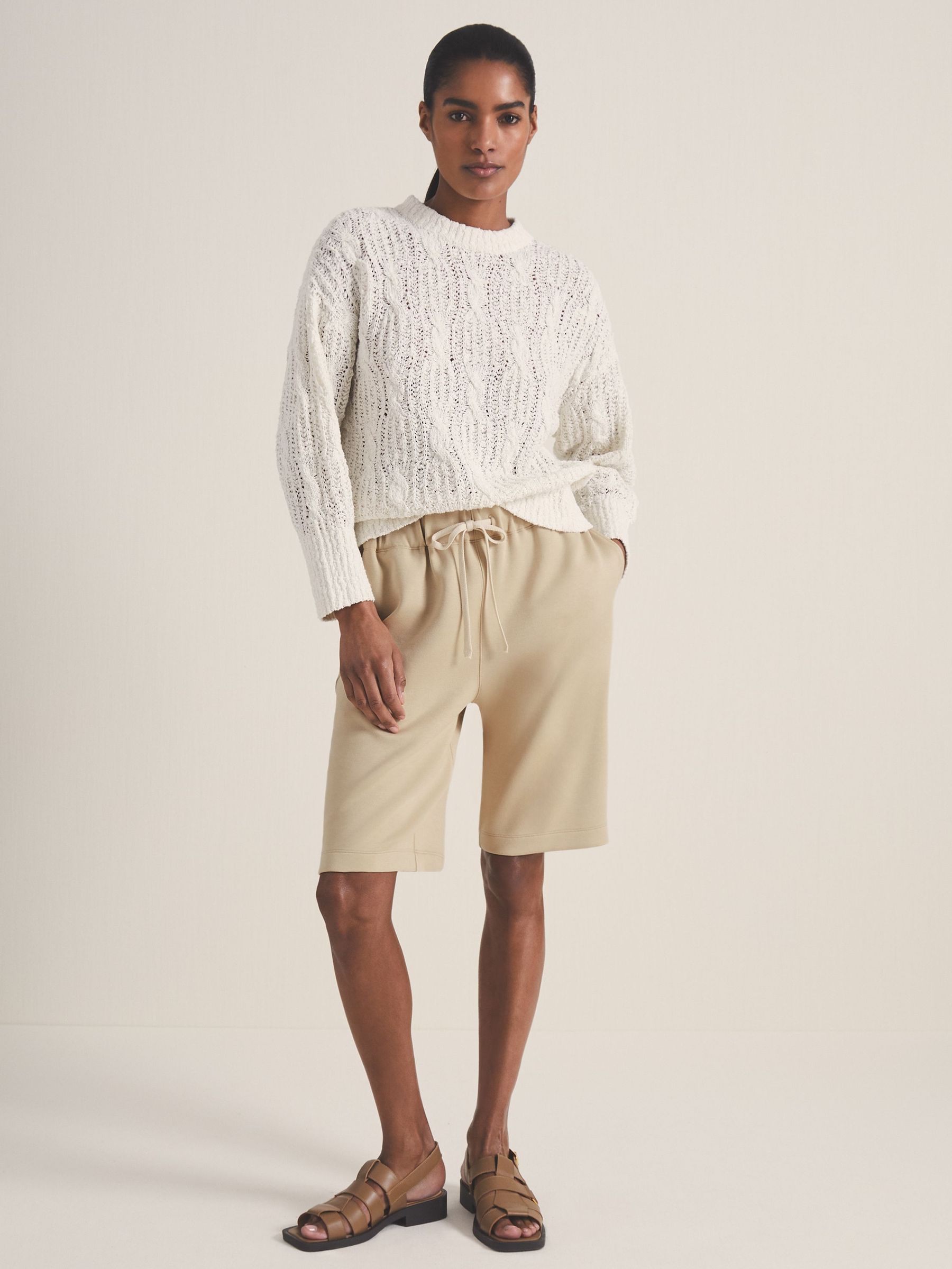 Reiss | Les 100 Ciels Jersey Shorts in Sage (F49255) | €140