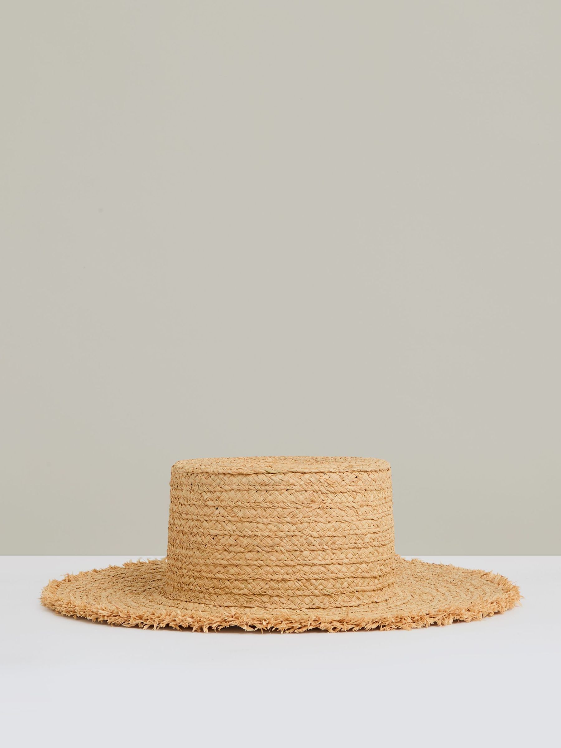 Straw Boater Hat in Natural (F57914) | 500 SAR