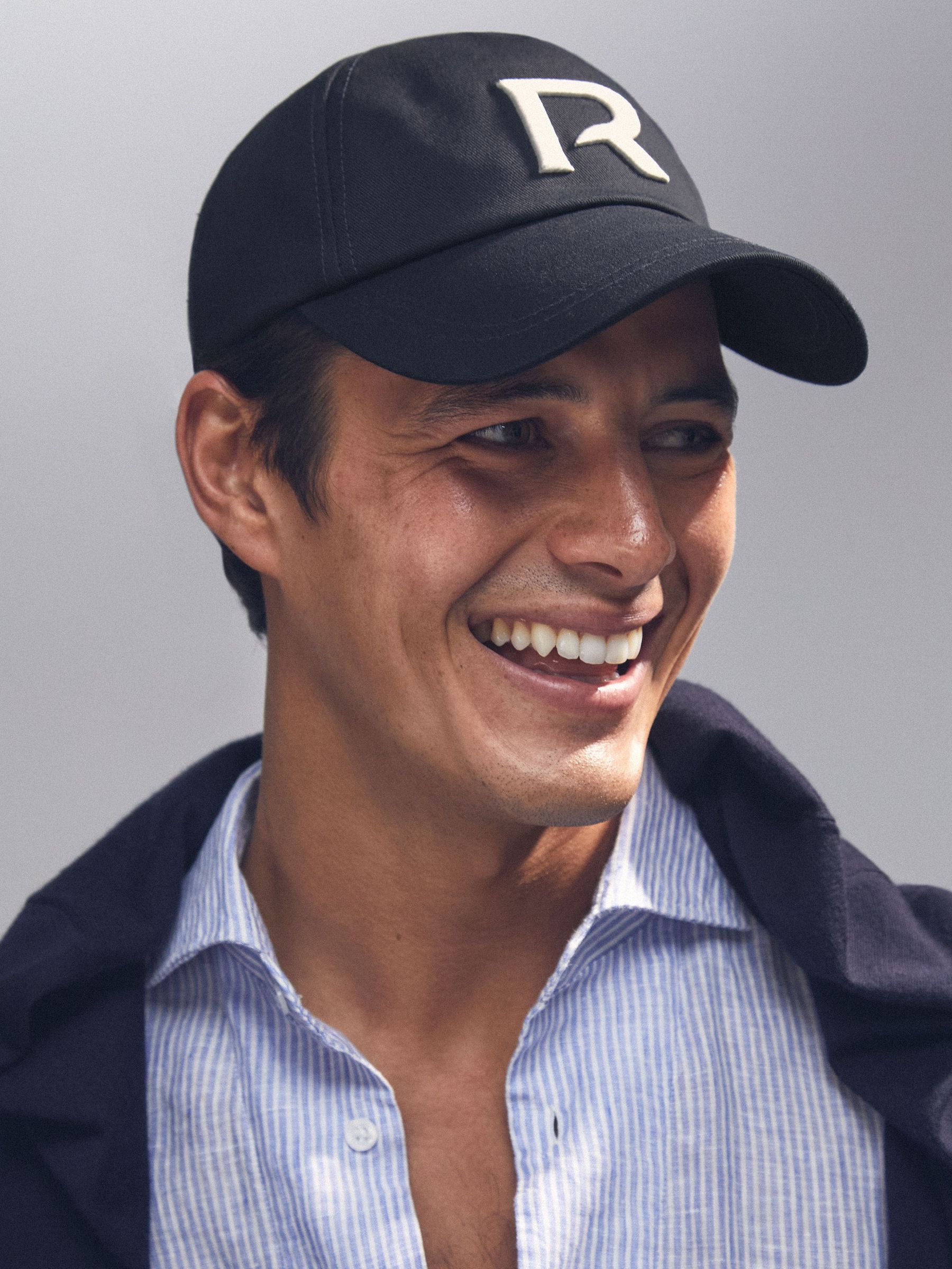 Cotton Logo-Embroidered Cap in Navy (F57915) | €85