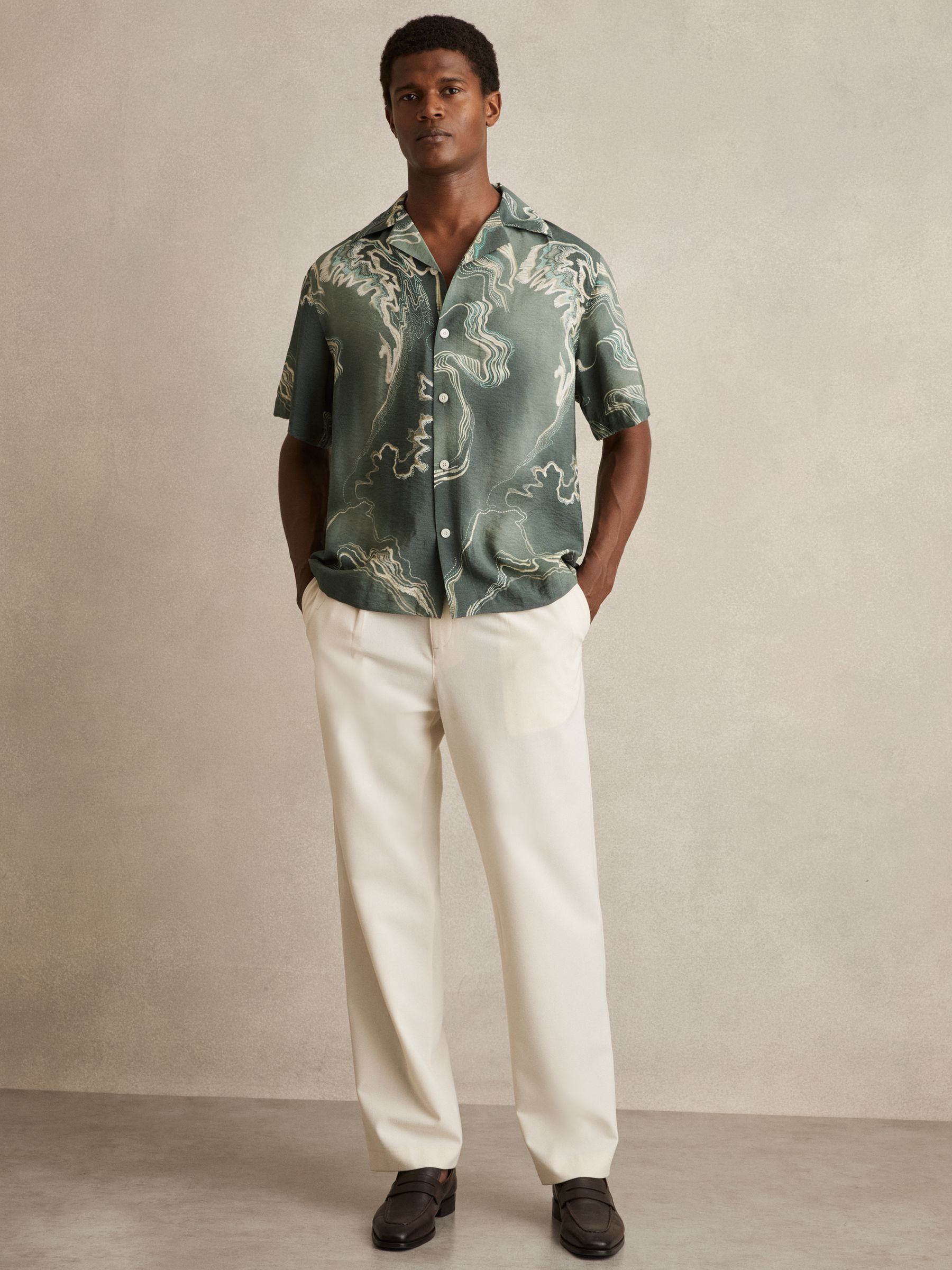 Print Cuban-Collar Shirt in Sage Green (F57919) | €145
