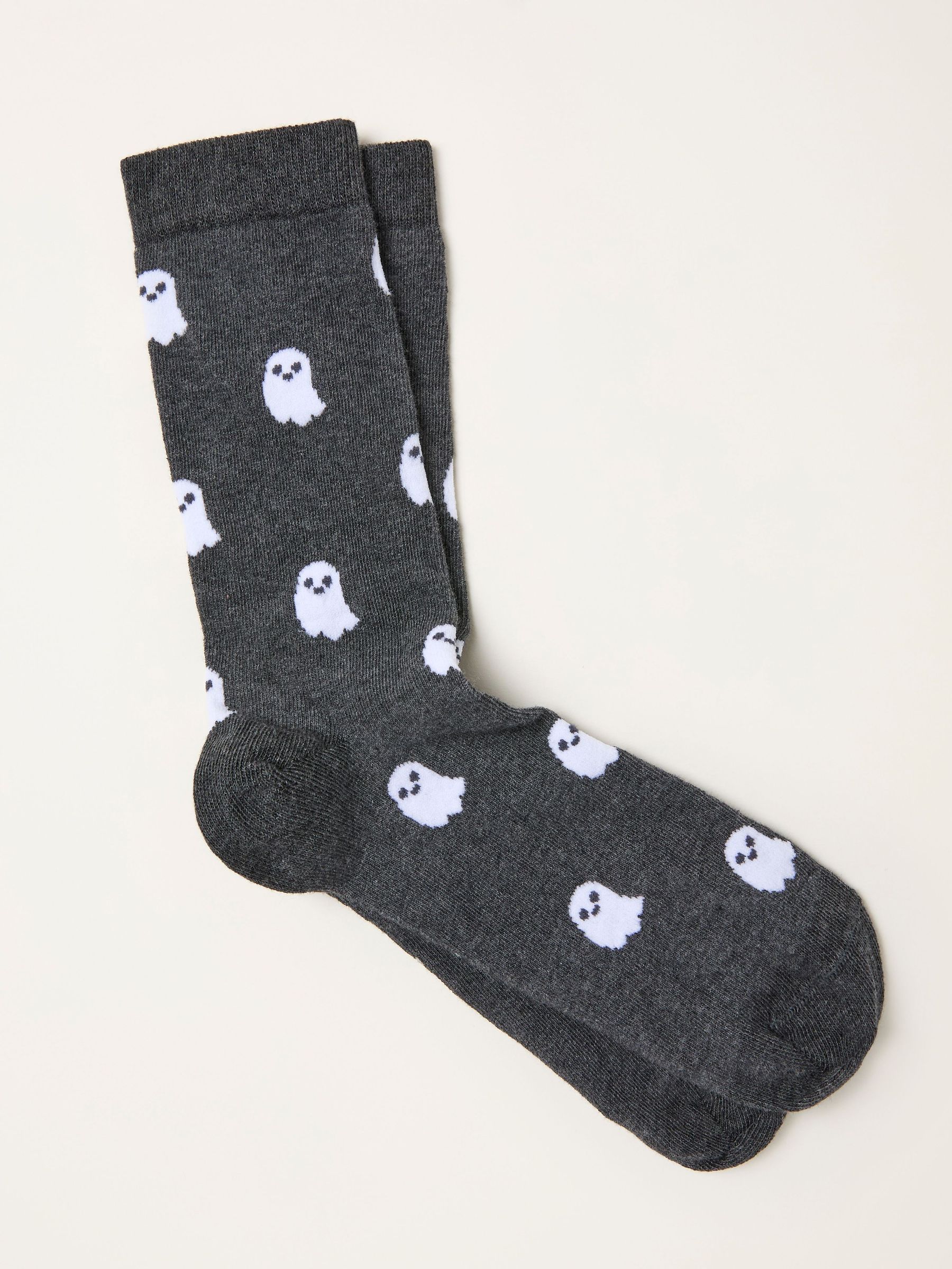Grey Ghost Socks (F60197) | €9.50
