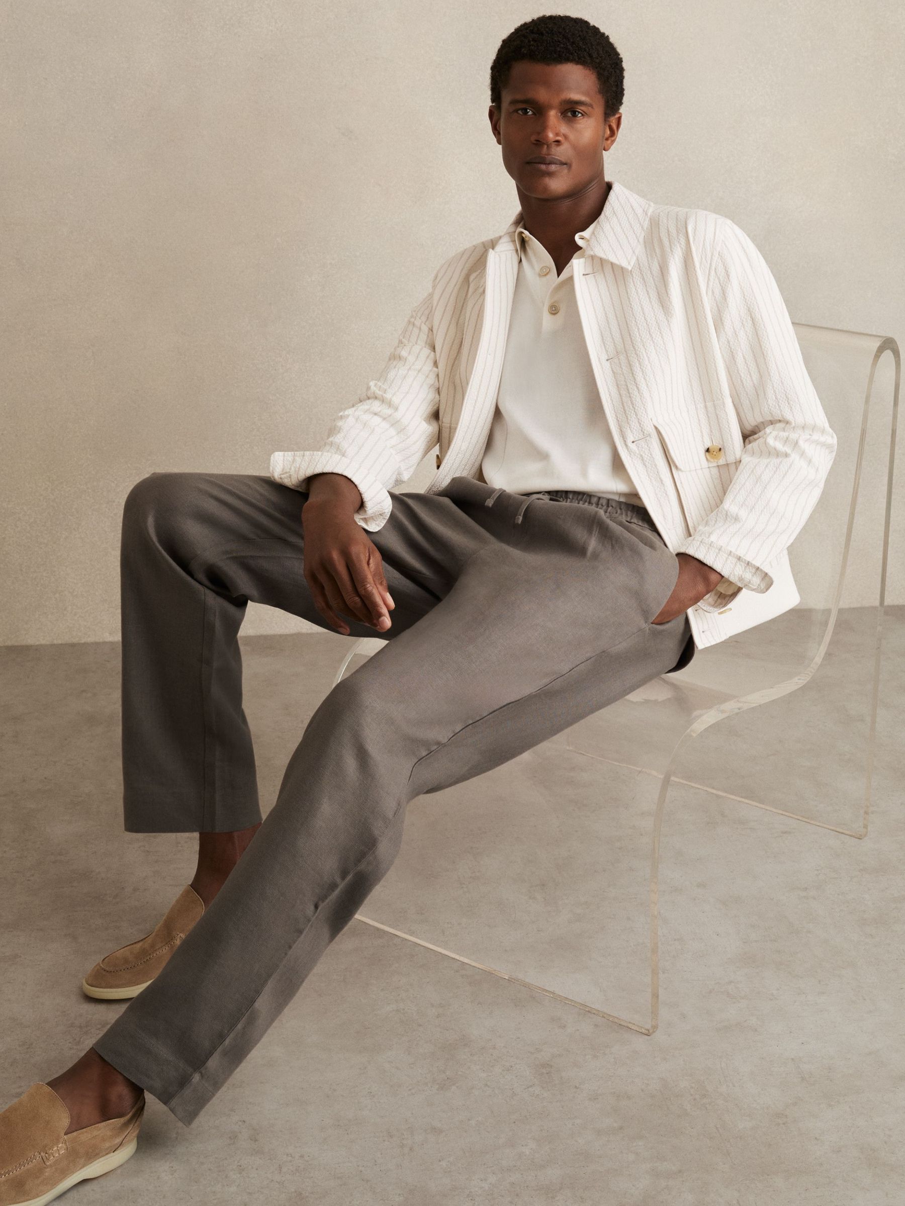 Linen Drawstring Relaxed-Fit Trousers in Mushroom Brown (F64579) | €195