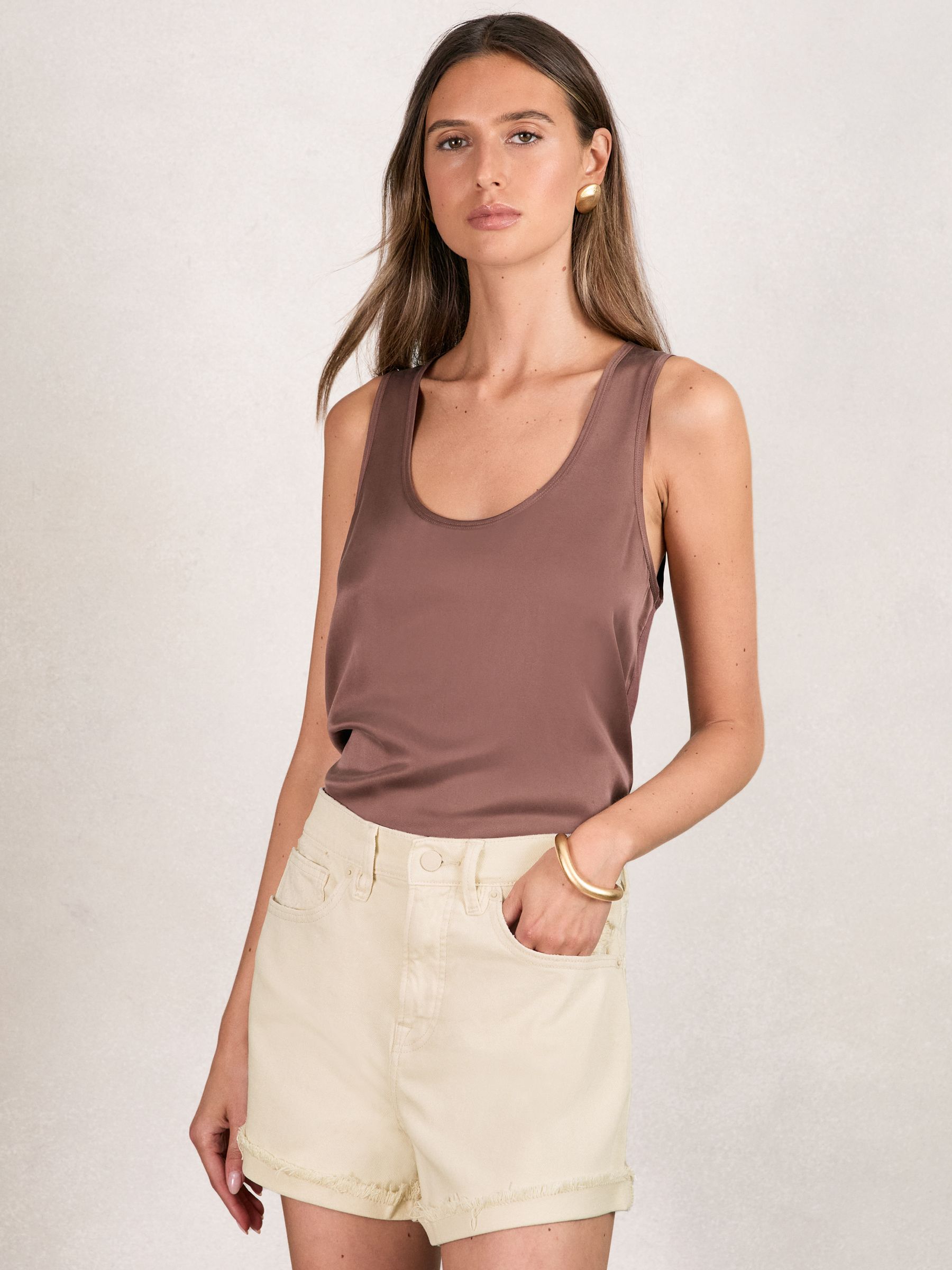 90S Shorts in Ecru (F70002) | €140