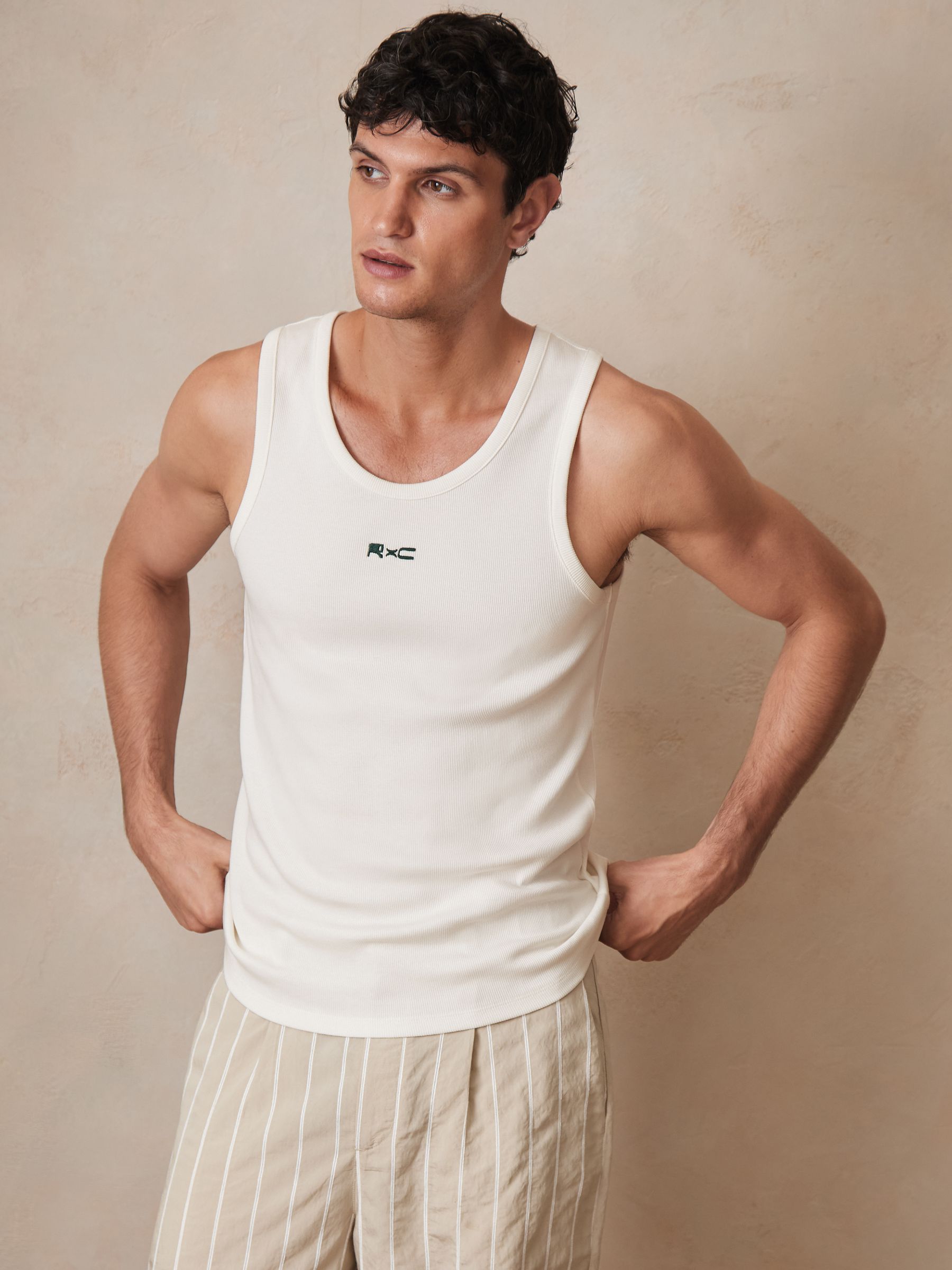 Reiss | Ché Logo-Embroidered Vest in White (F70367) | €55