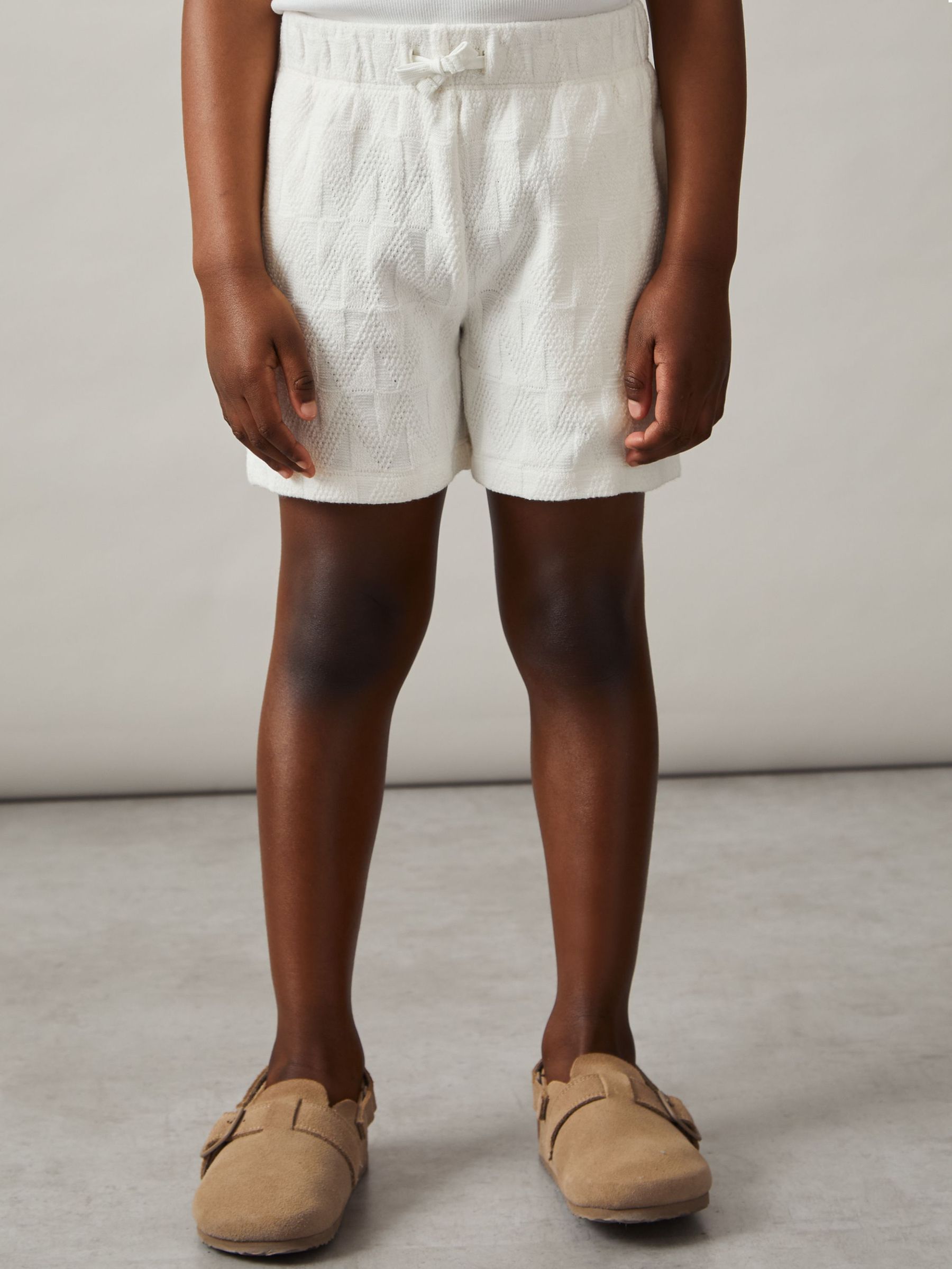 Shorts in Off White (F75743) | €50