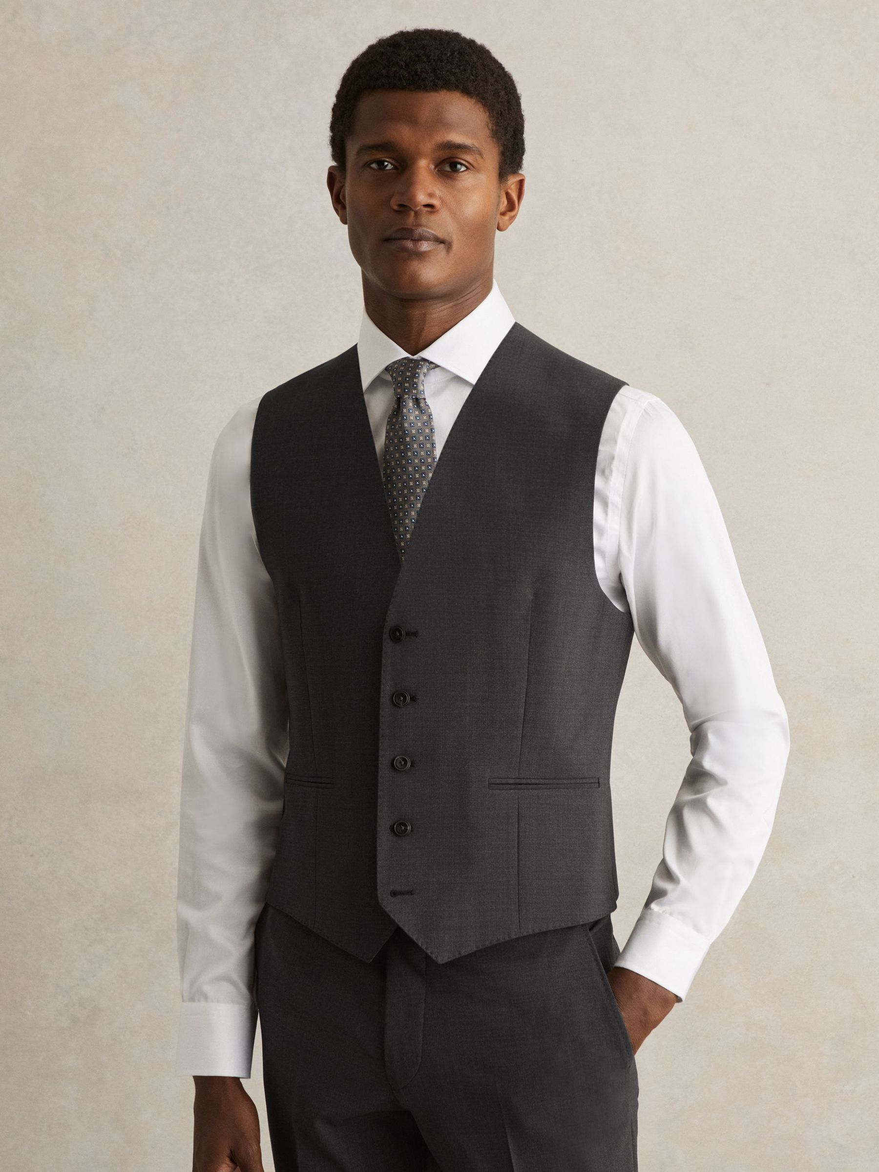 Wool-Blend Slim-Fit Waistcoat in Grey (F77533) | €170