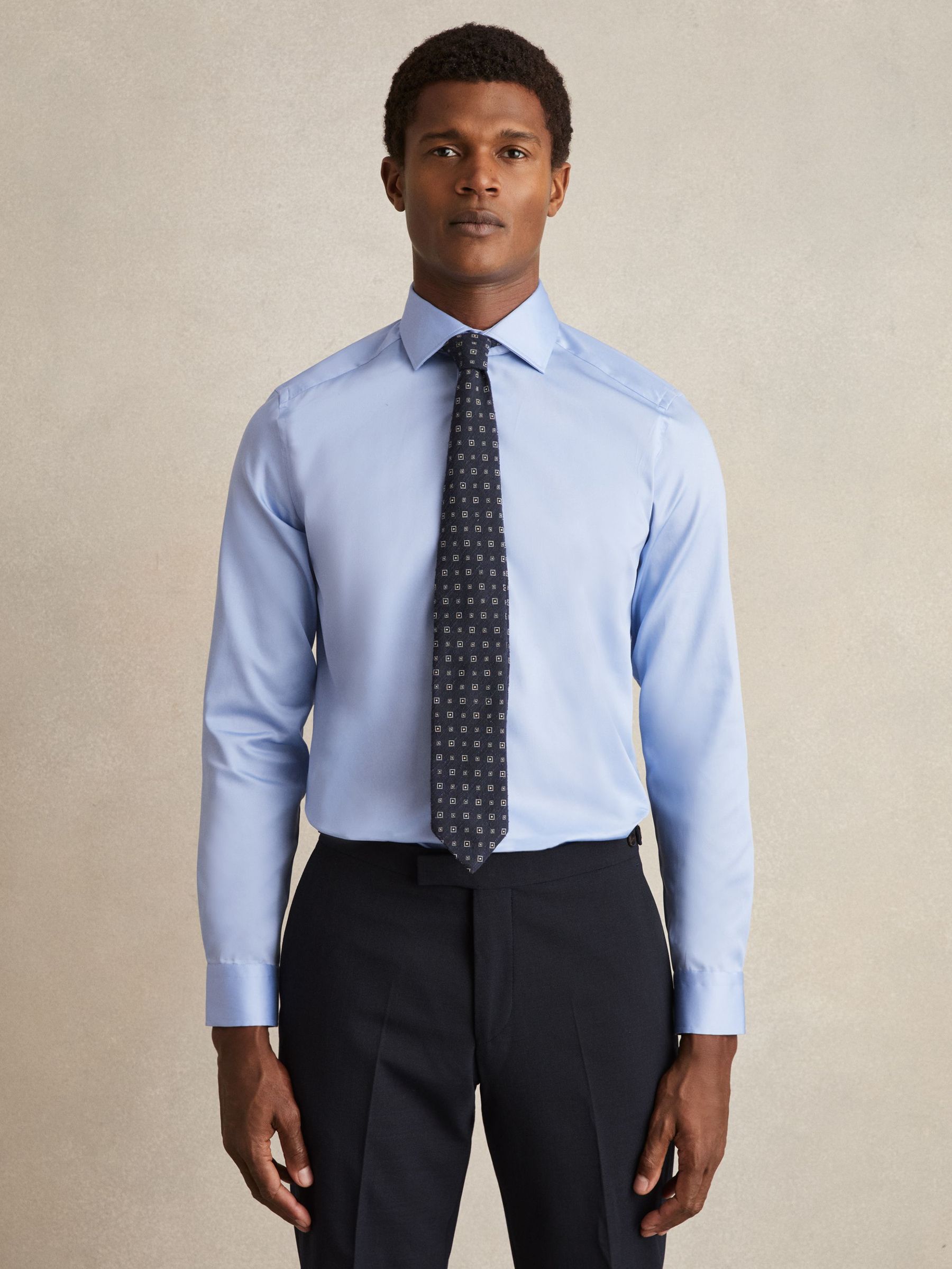 Cotton-Satin Cutaway-Collar Shirt Slim-Fit in Mid Blue (F78991) | US$125