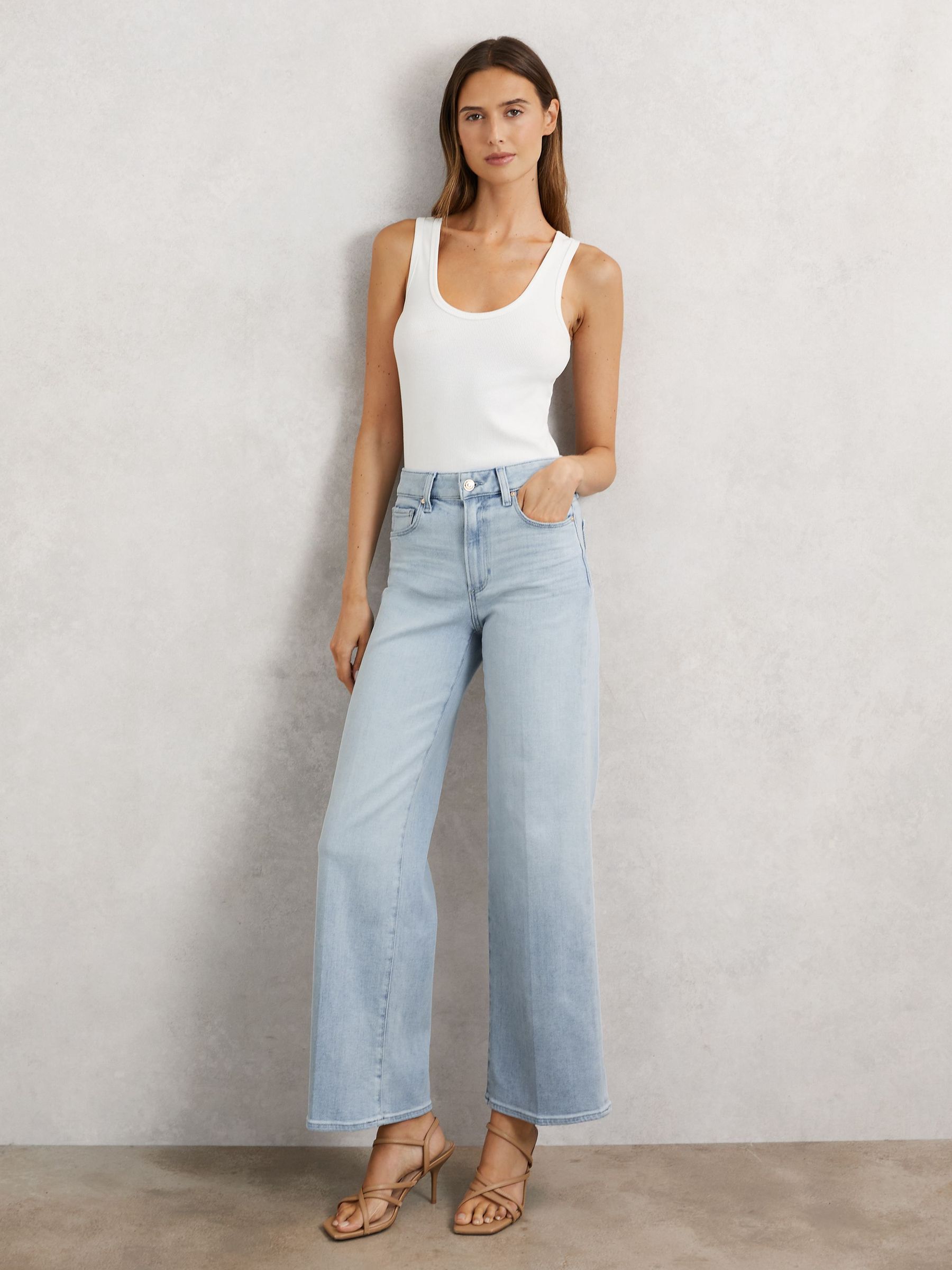 Paige Anessa Jeans in Suki Blue (F81663) | €365