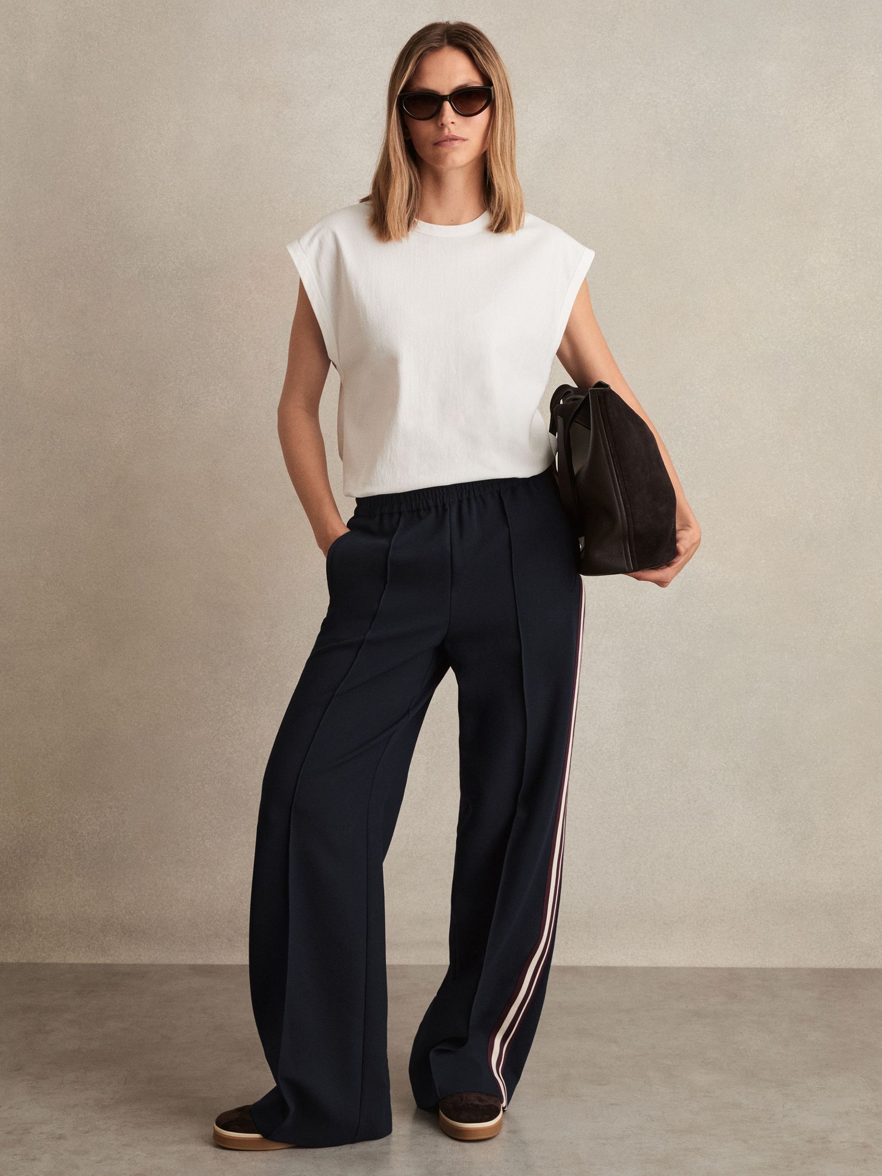 Side-Stripe Wide-Leg Trousers in Navy (F85178) | €195