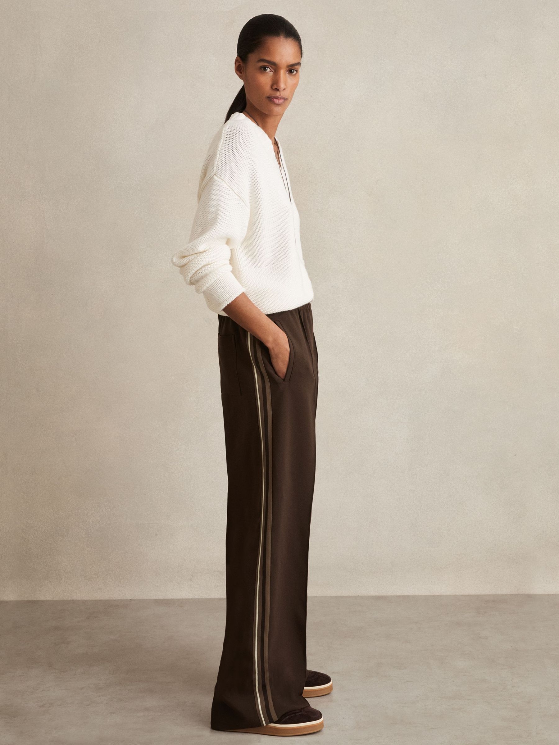 Petite Side-Stripe Wide-Leg Trousers in Chocolate Brown (F85188) | €195