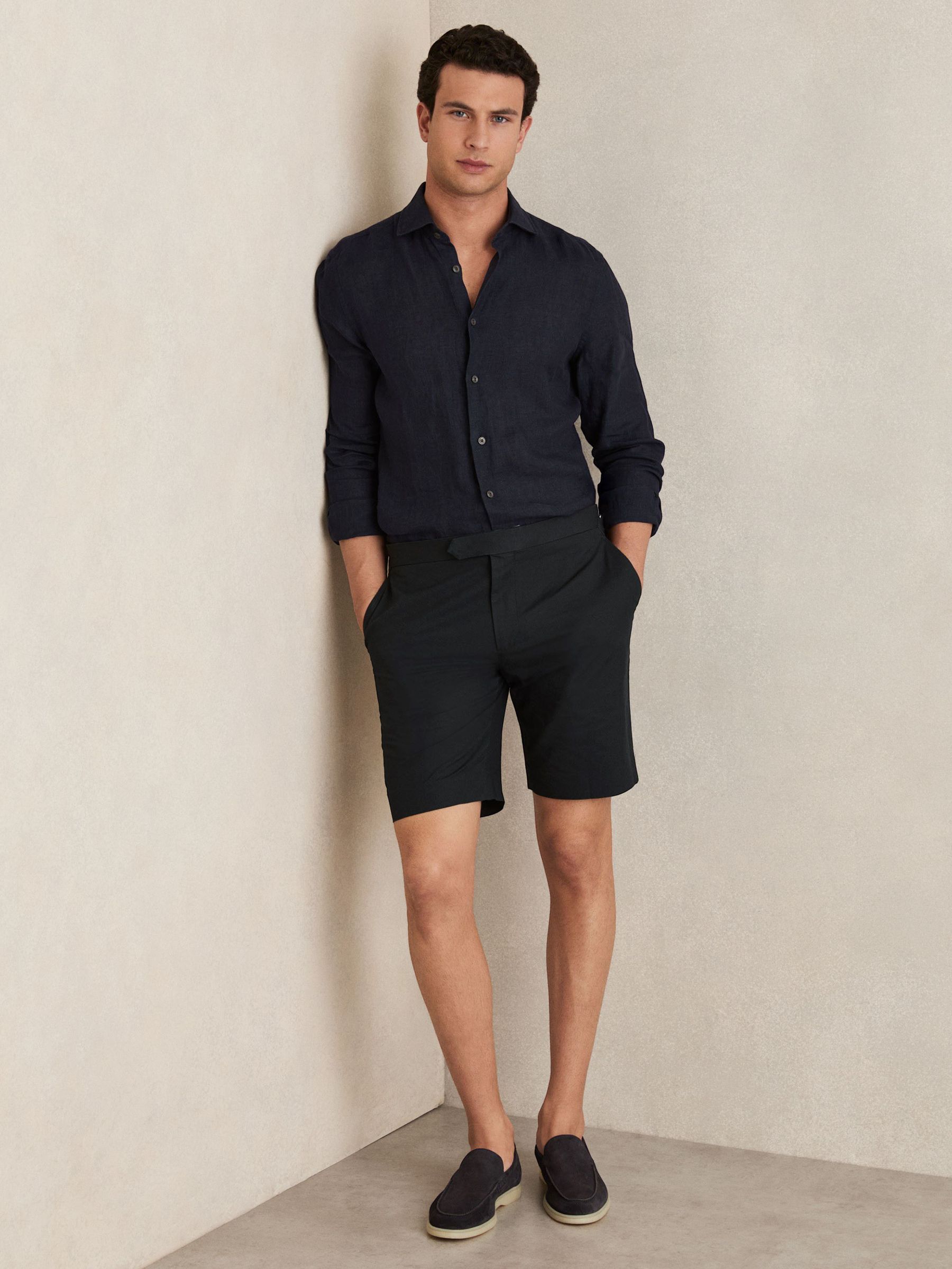 Cotton-Linen Tailored Shorts in Navy (F89523) | US$160