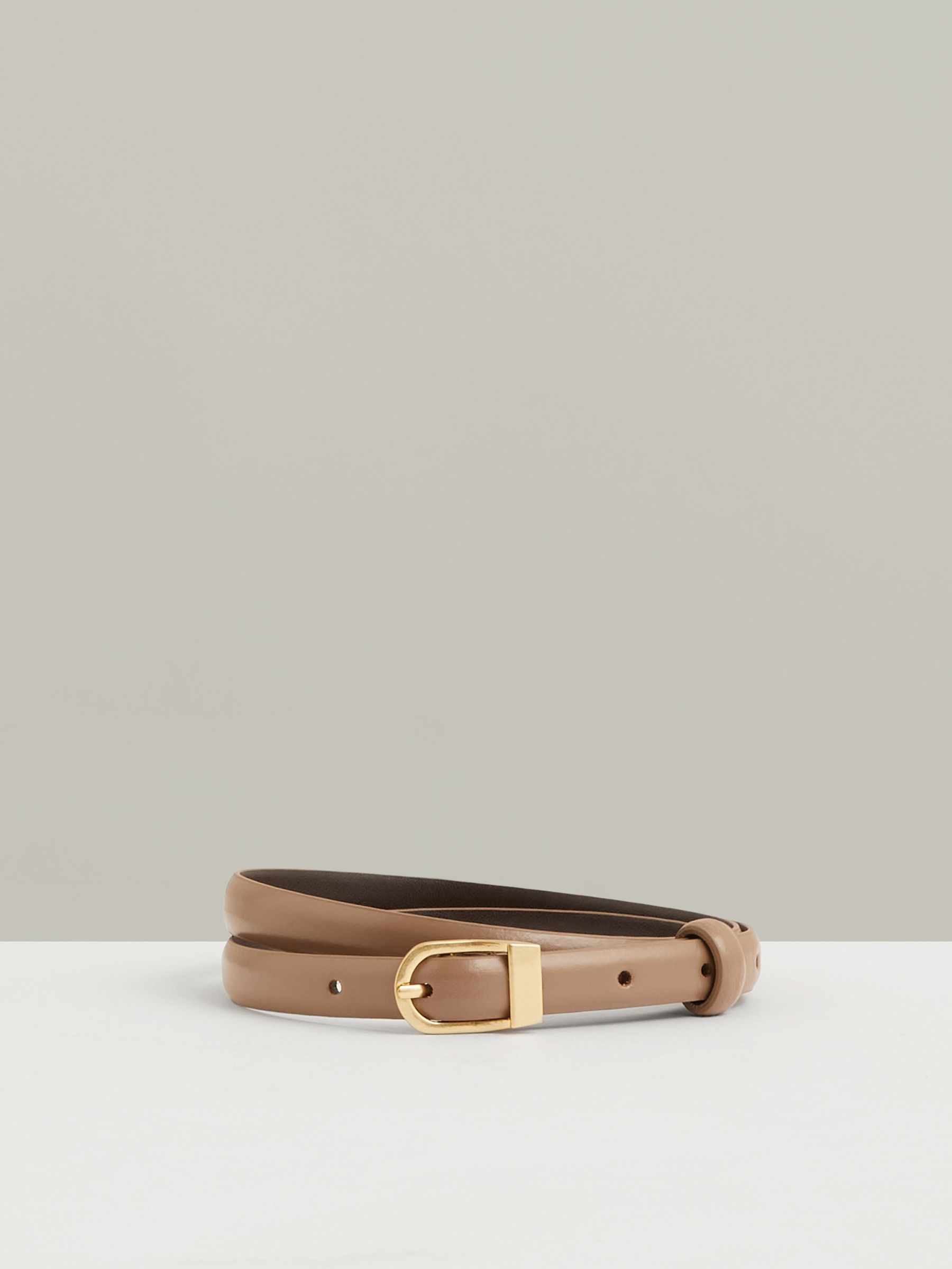 Leather Curved-Buckle Skinny Belt in Taupe (F97659) | US$0