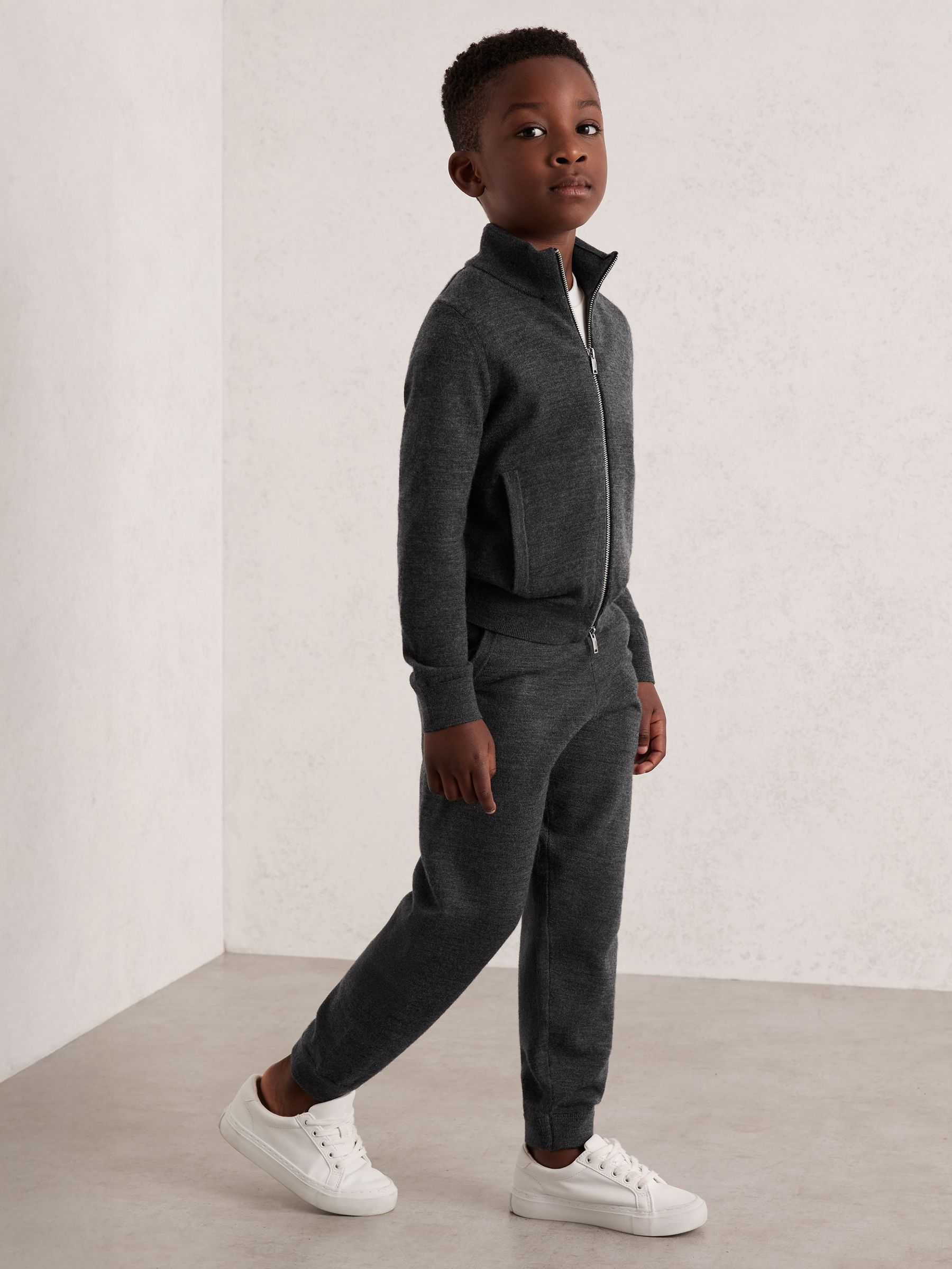 Joggers in Derby Grey Melange (F97677) | €55