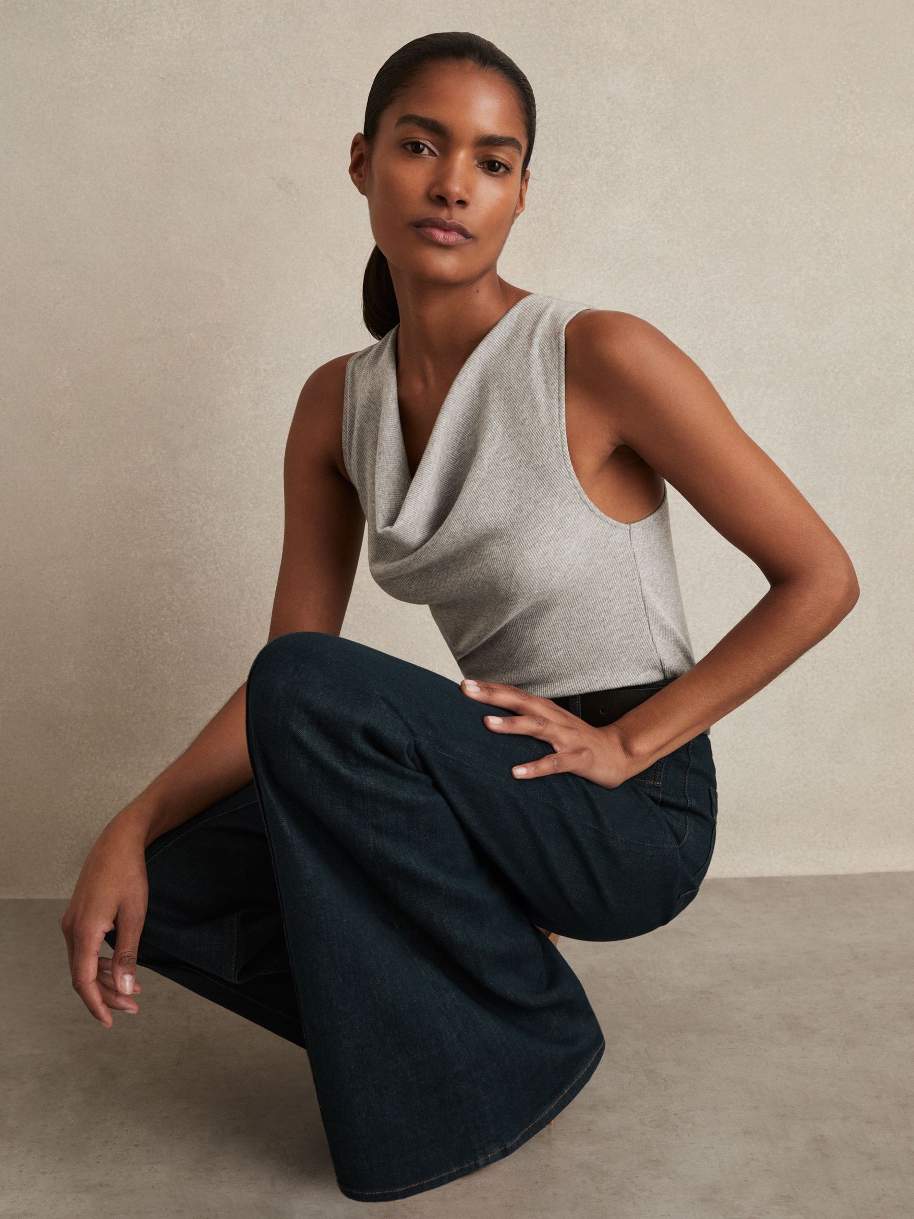 Ribbed Cowl-Neck Vest in Grey Marl (F97709) | €70