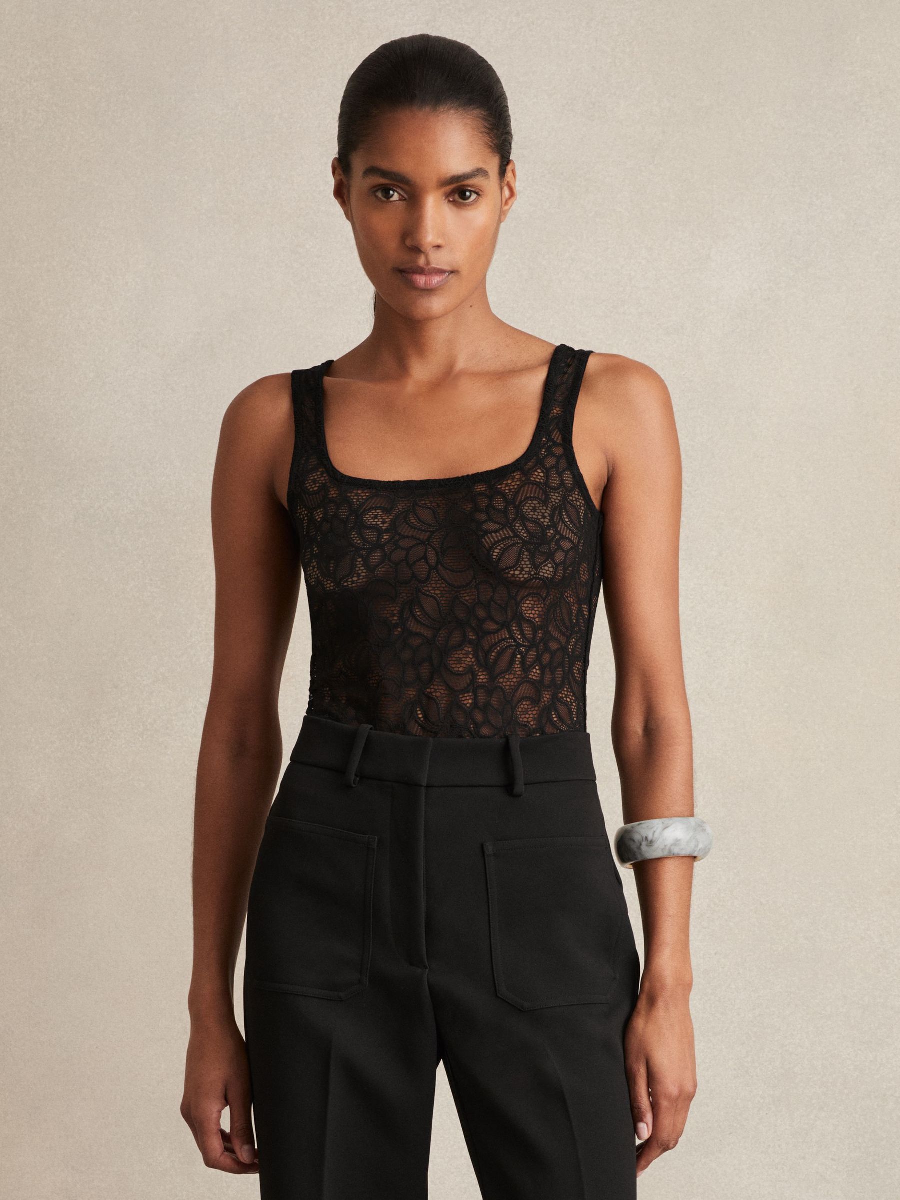 Floral Print Lace Bodysuit in Black (F97737) | €95