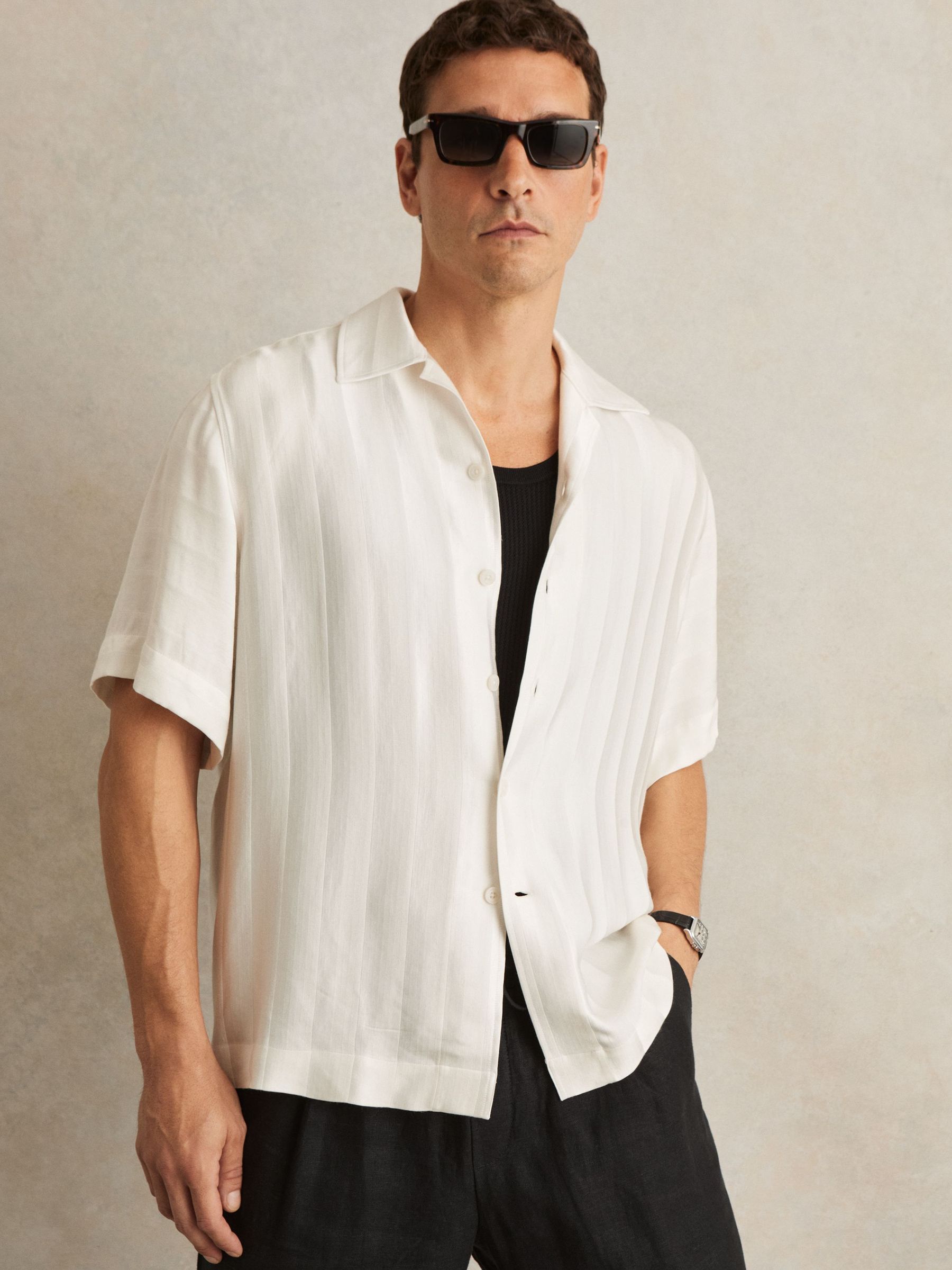 Jacquard-Stripe Cuban-Collar Shirt in White (F97840) | €145