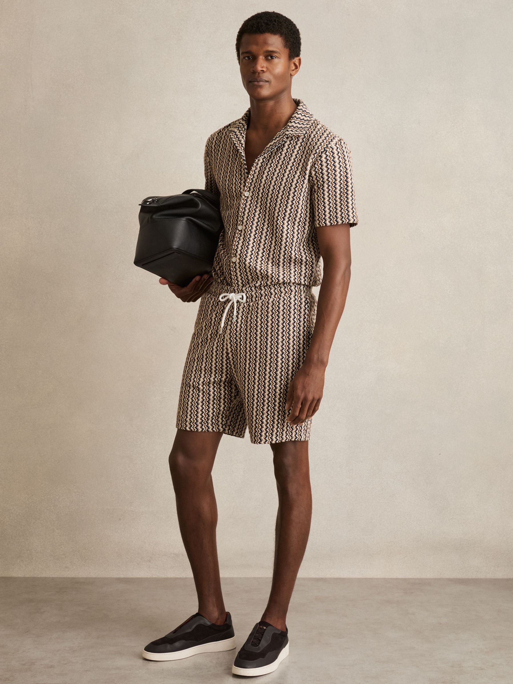 Zig-Zag Knit Drawstring Shorts in Tobacco Brown (F97884) | €125