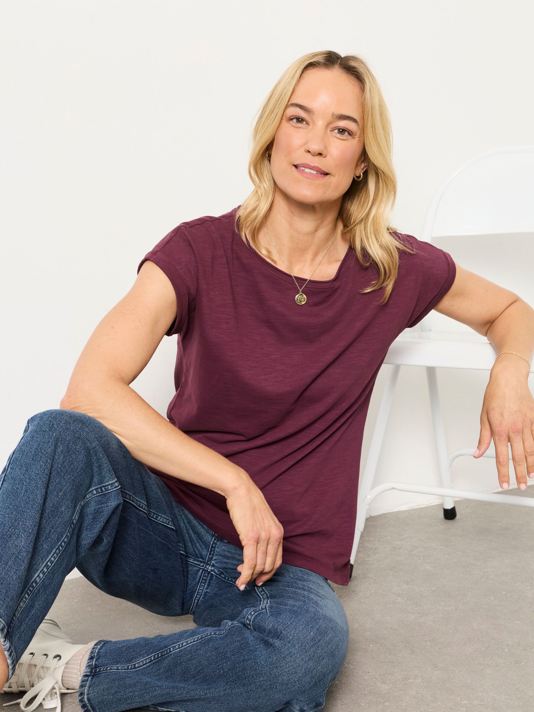 Dark Purple - Short Sleeve T-shirt