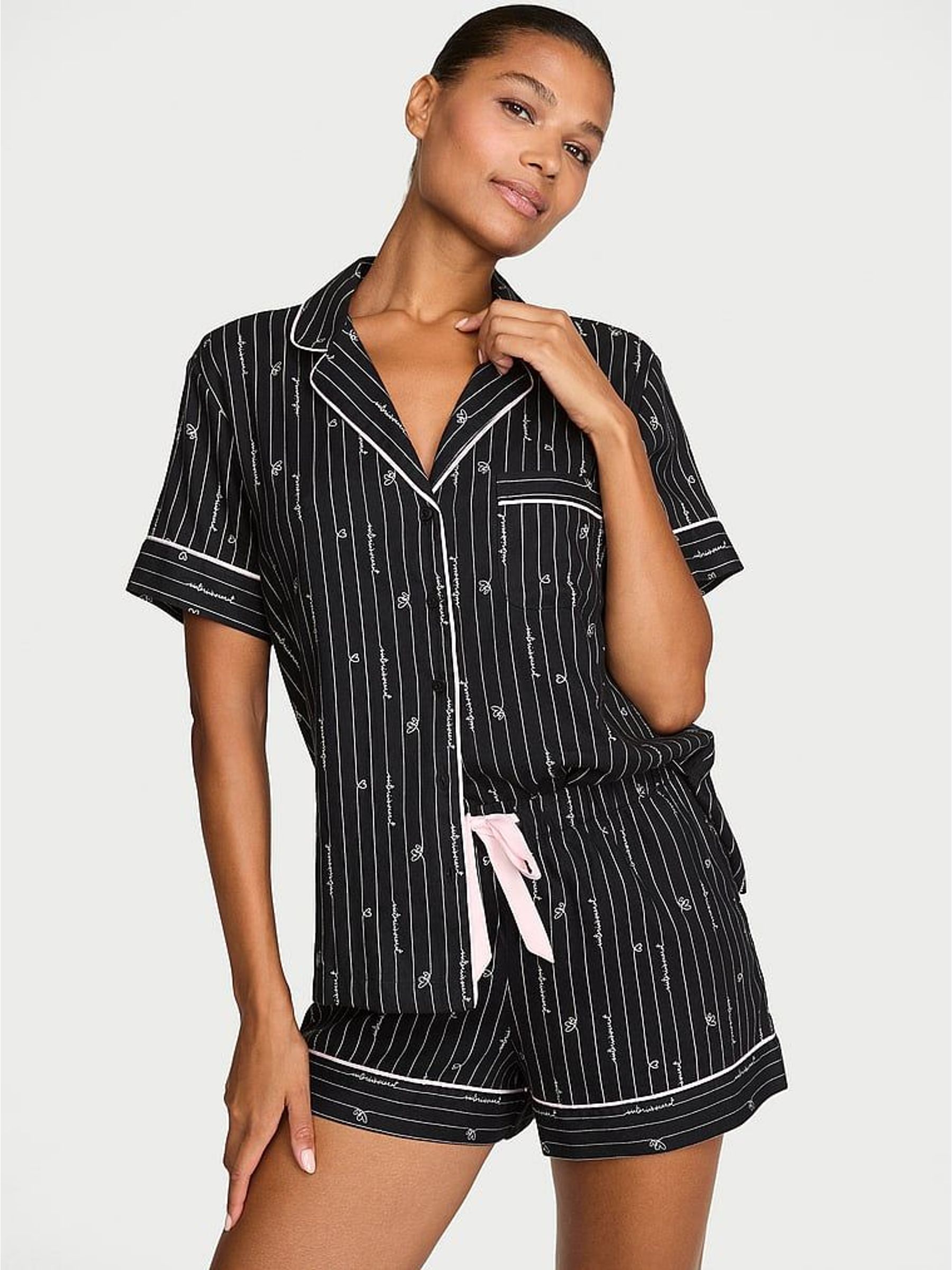 Black Script Logo - Flannel Shorts Pyjama Set