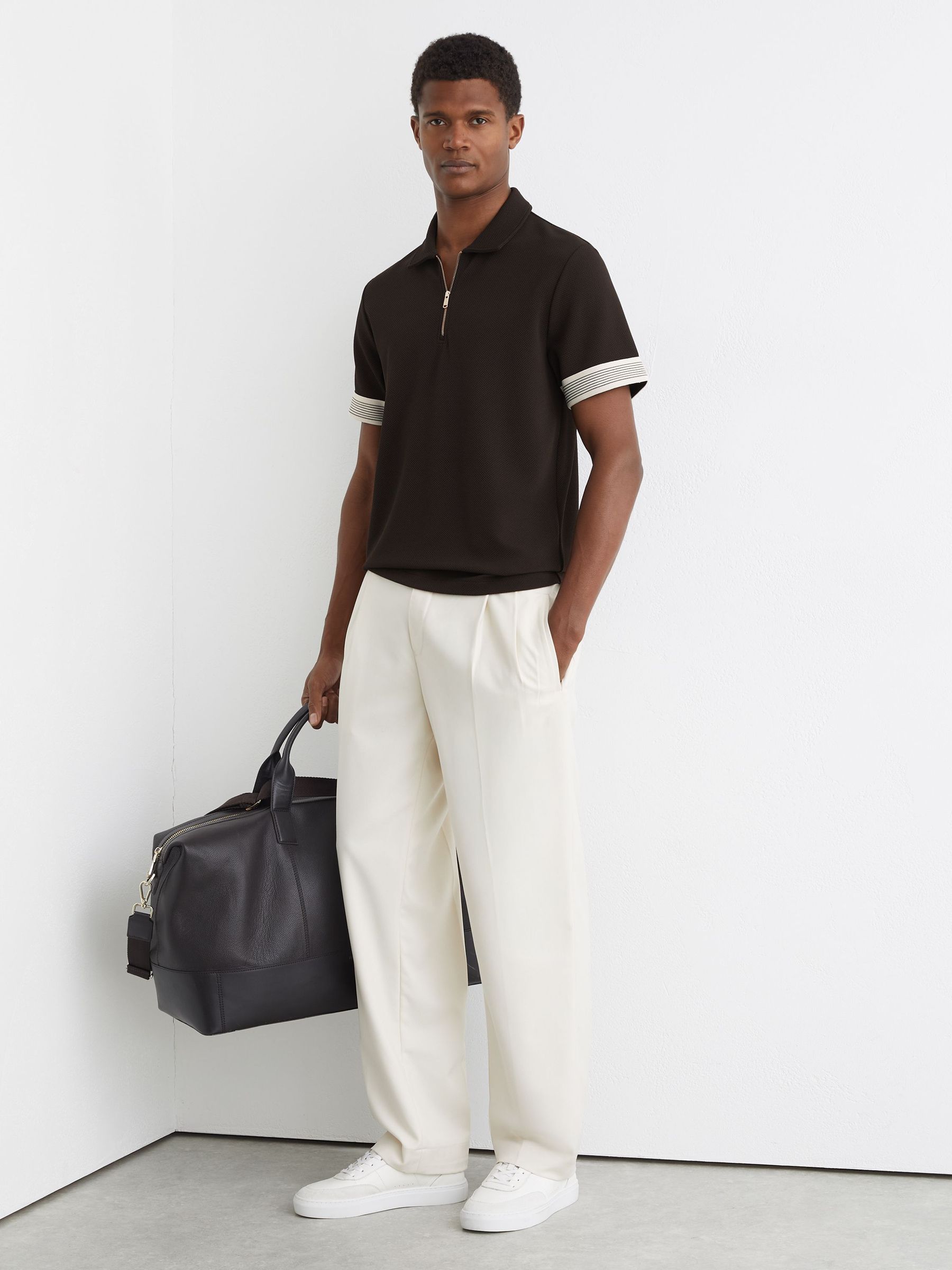 بني - Reiss Bruno Sleeve-Trim Half-Zip Polo Shirts (G54381) | ‏465 ر.س.‏