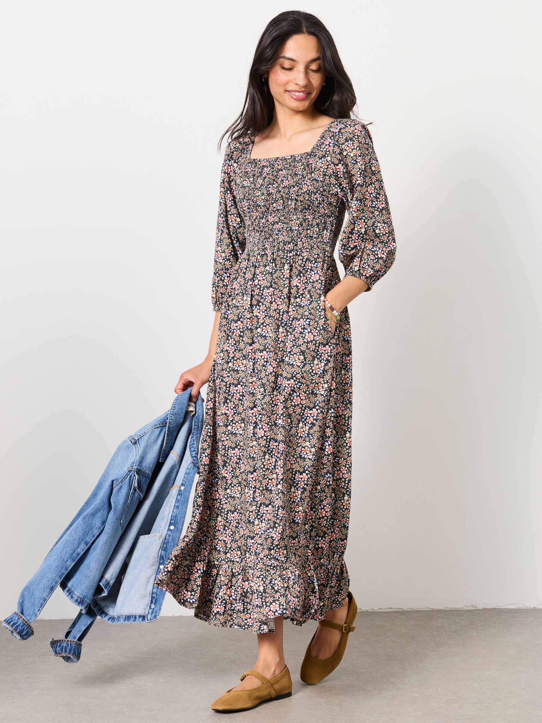 Navy Meadow - Midi Dress