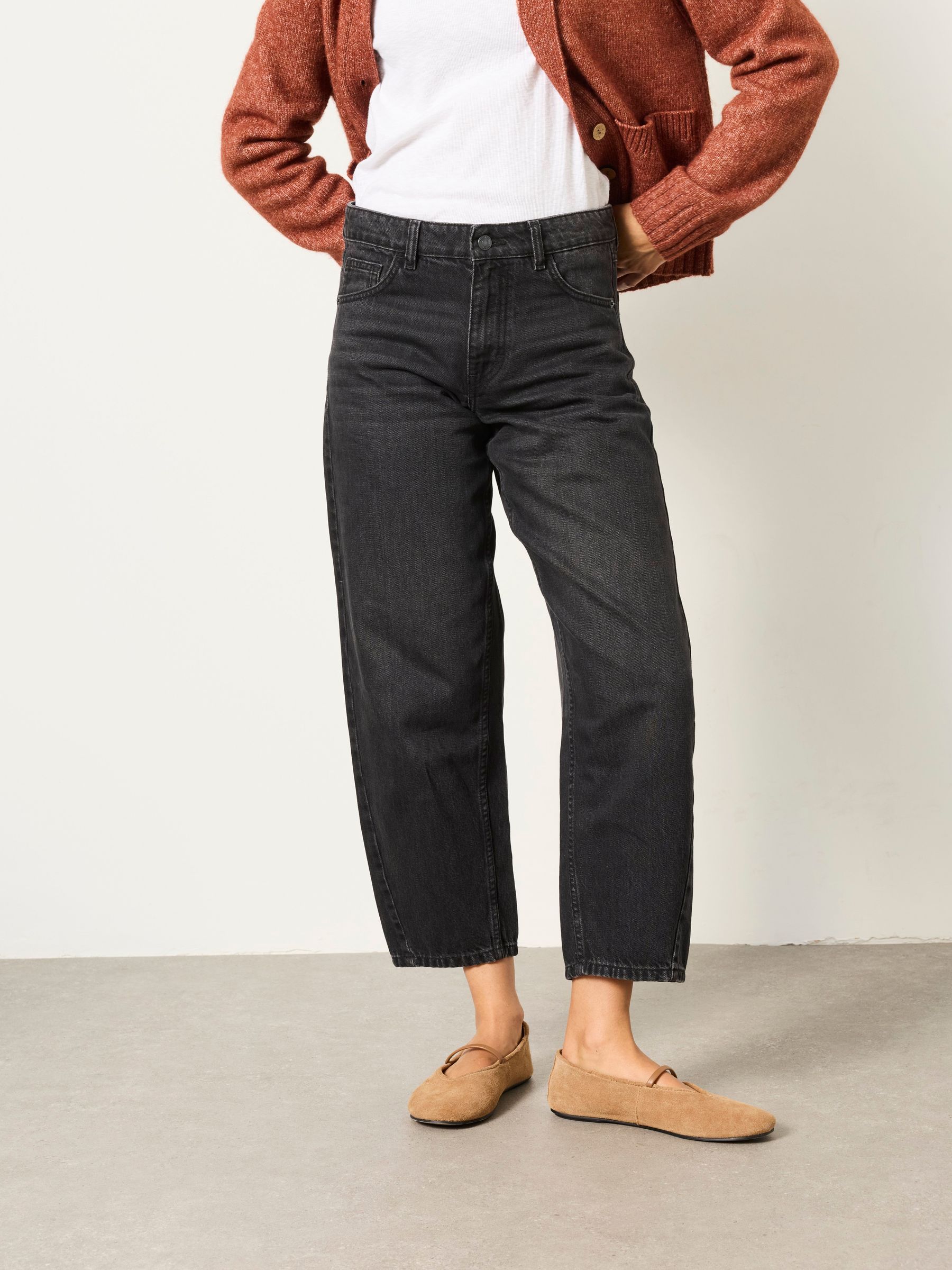 Washed Black - Barrel Jeans