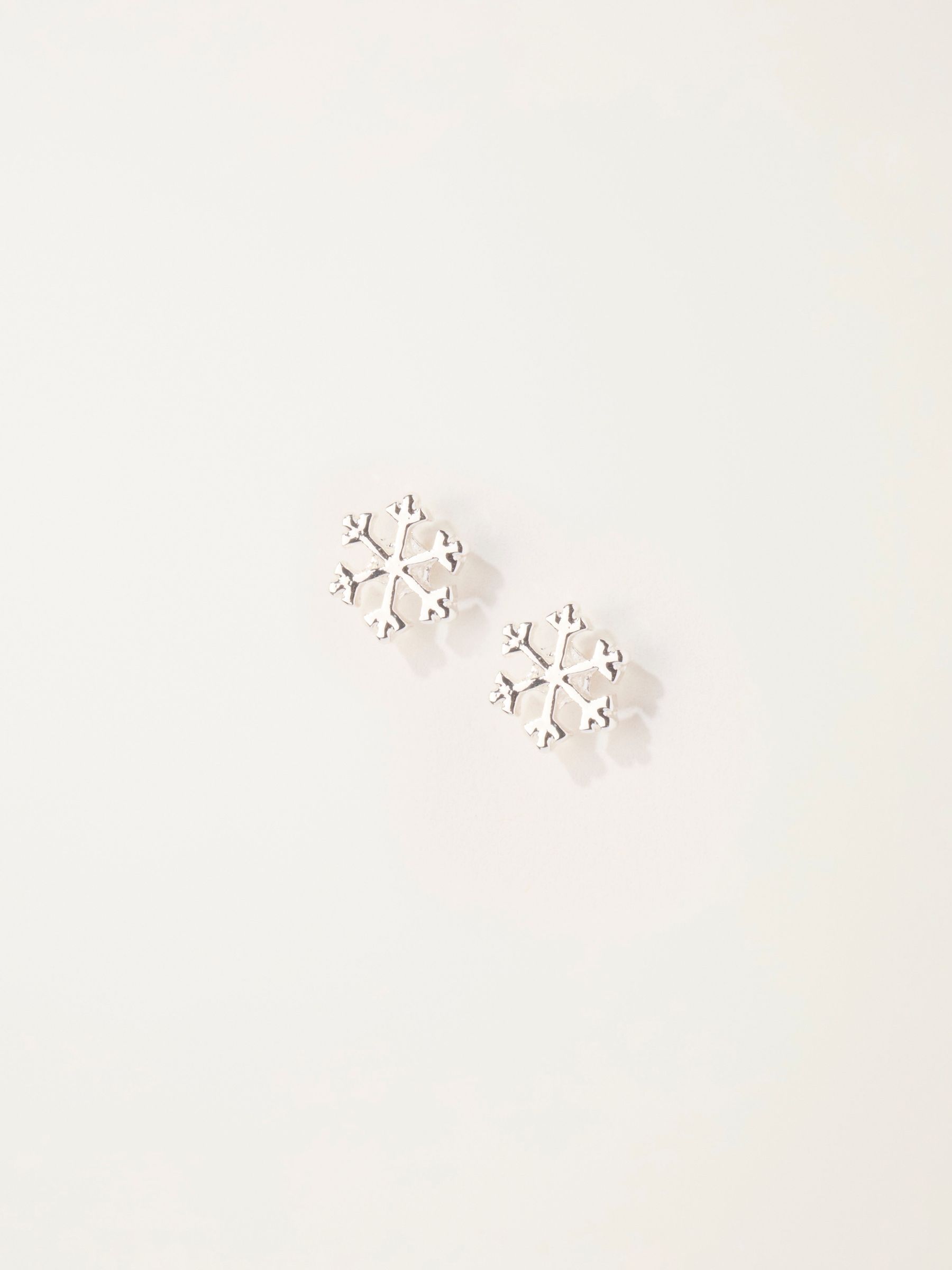Silver Tone - Snowflake Stud Earrings
