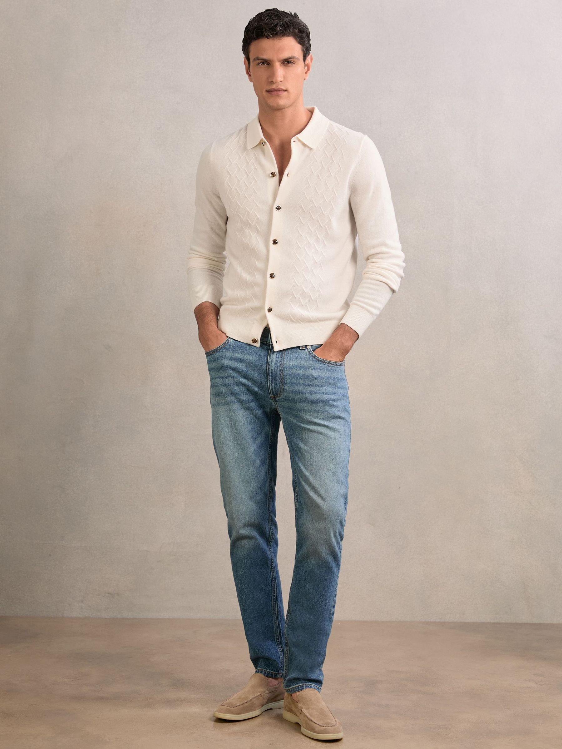 Wool V-Stitch Button-Through Cardigan in Off White (H22293) | 170 €