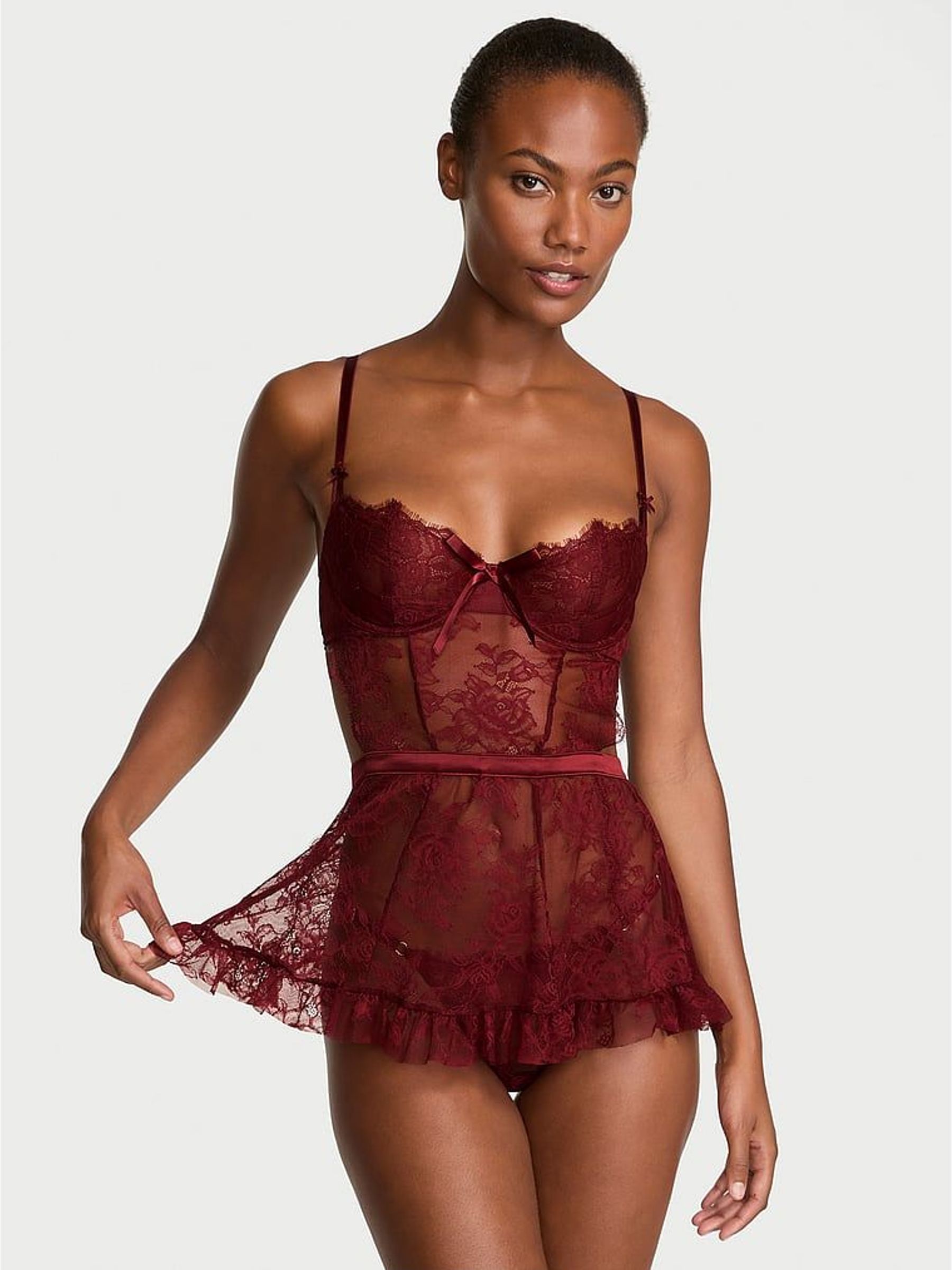 Sangria Red Apron Babydoll Set (H30529) | €95