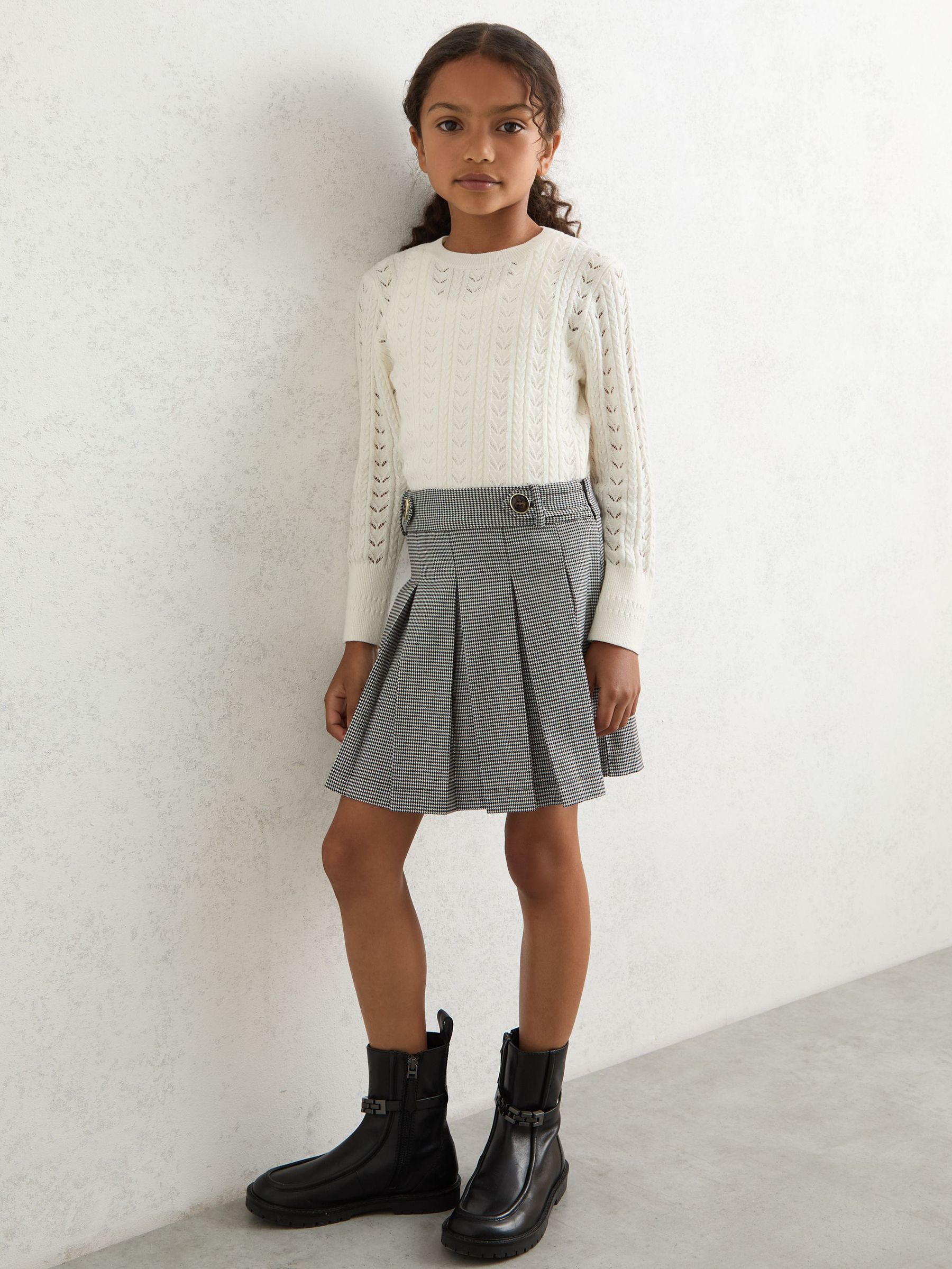 Skirt in Black/White (H39332) | 230 SAR