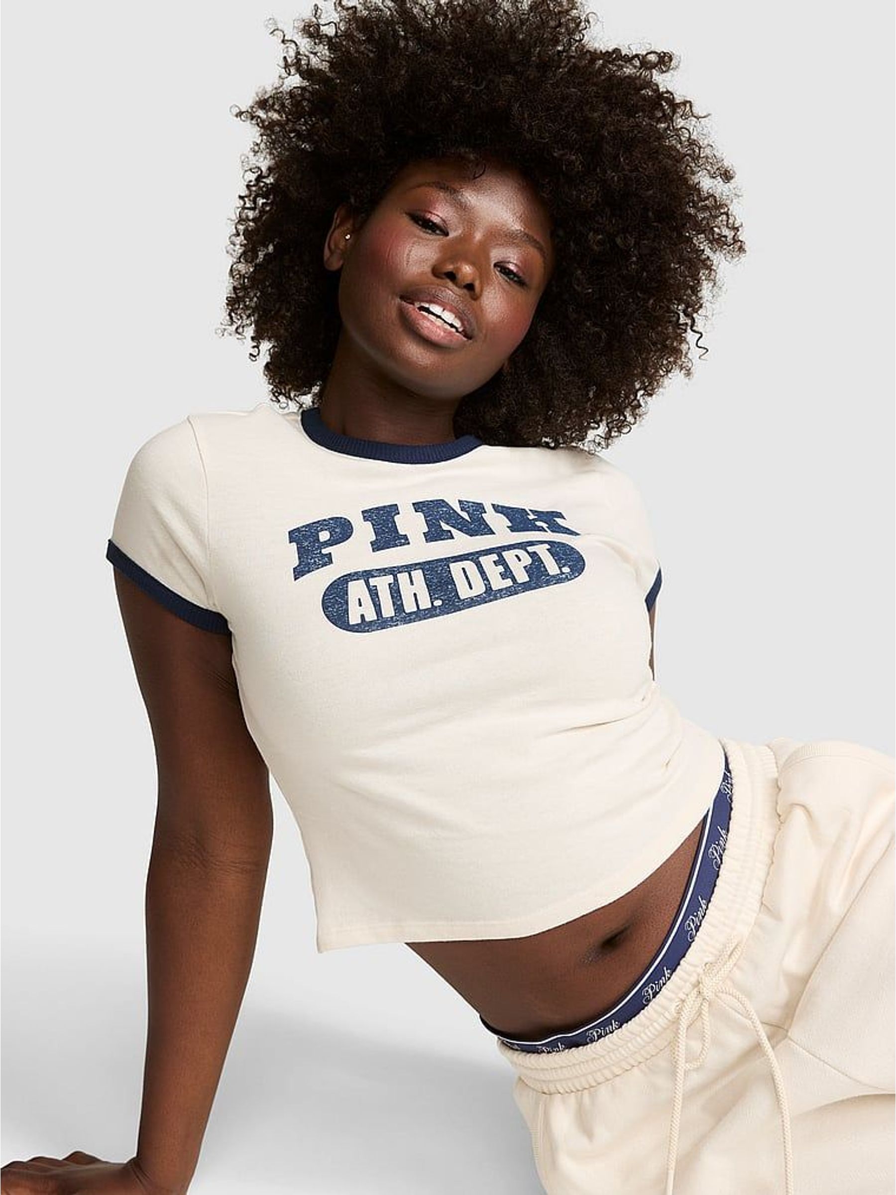 Winter White Retro T-Shirt (H43676) | €32