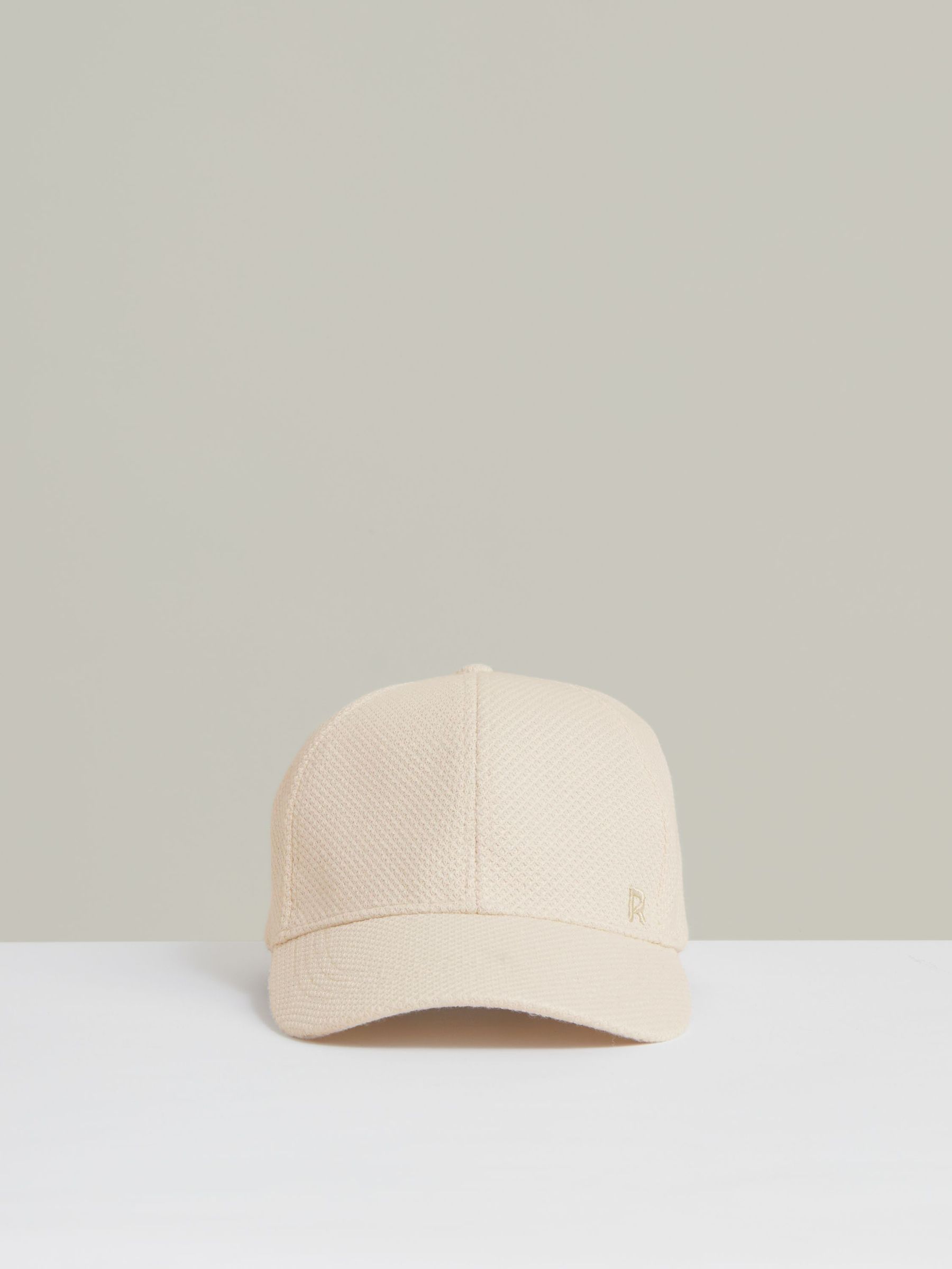 Waffle-Knit Baseball Cap in Neutral (H44751) | €65