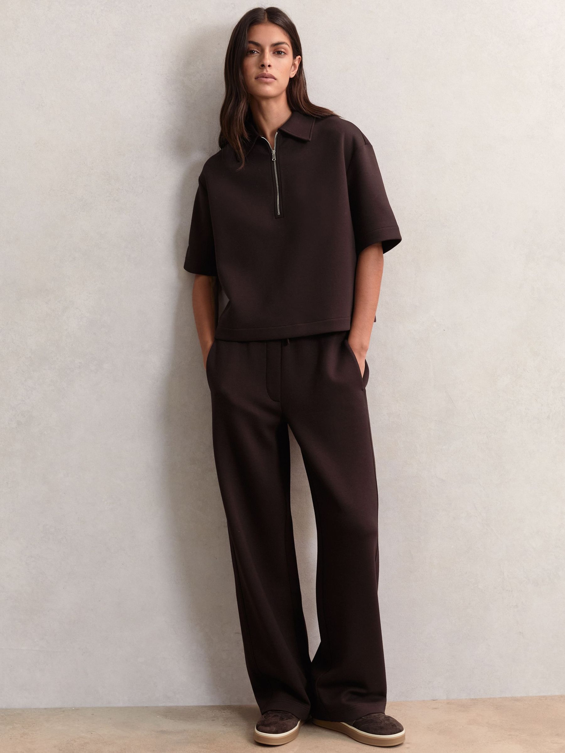 Short-Sleeve Half-Zip Sweatshirt in Plum Purple (H44759) | €87