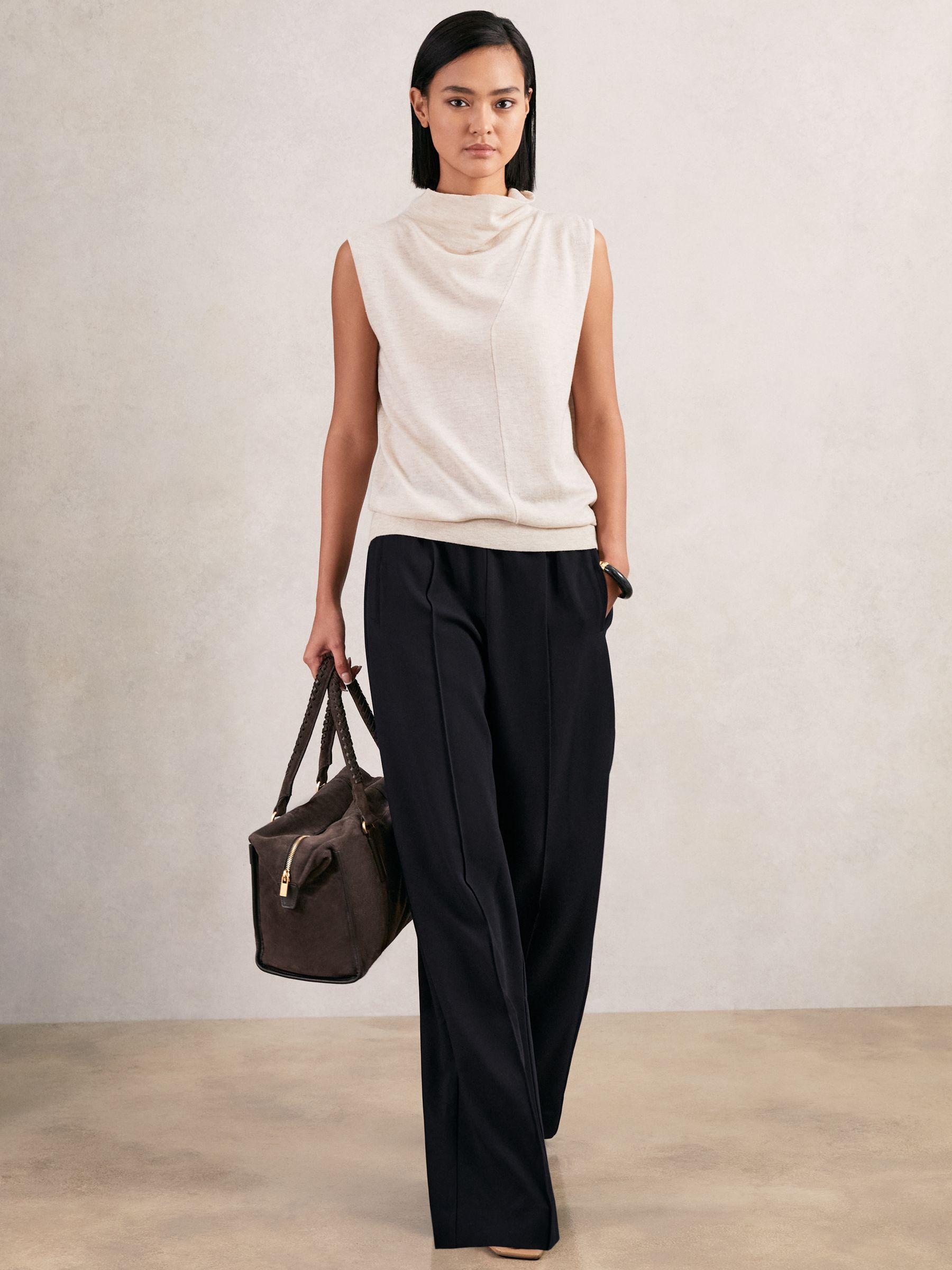 Wide Leg Elasticated Waist Trousers in Navy (H48764) | €170