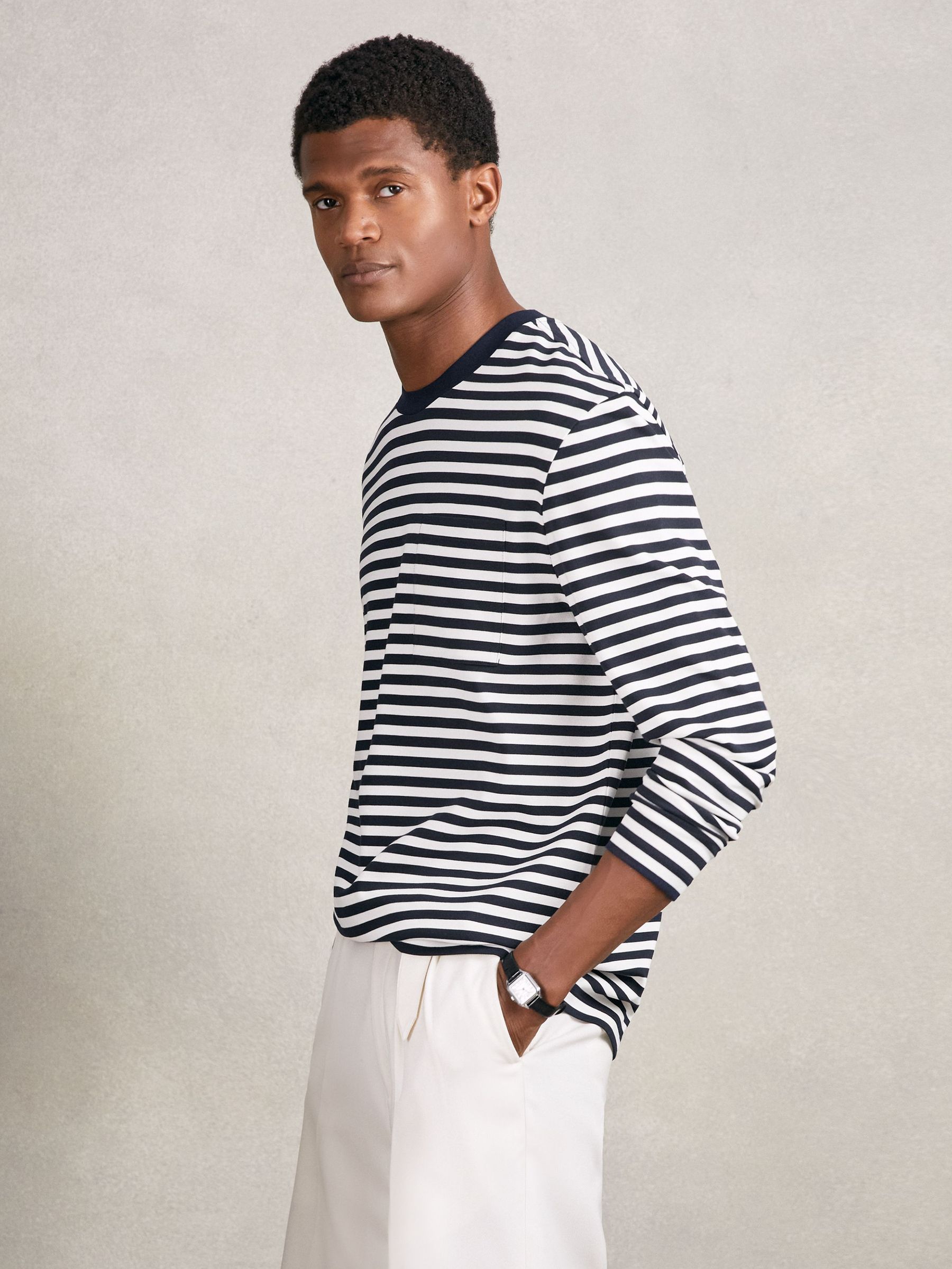 Striped Crew-Neck T-Shirt in Navy/White (H52212) | HK$1,180