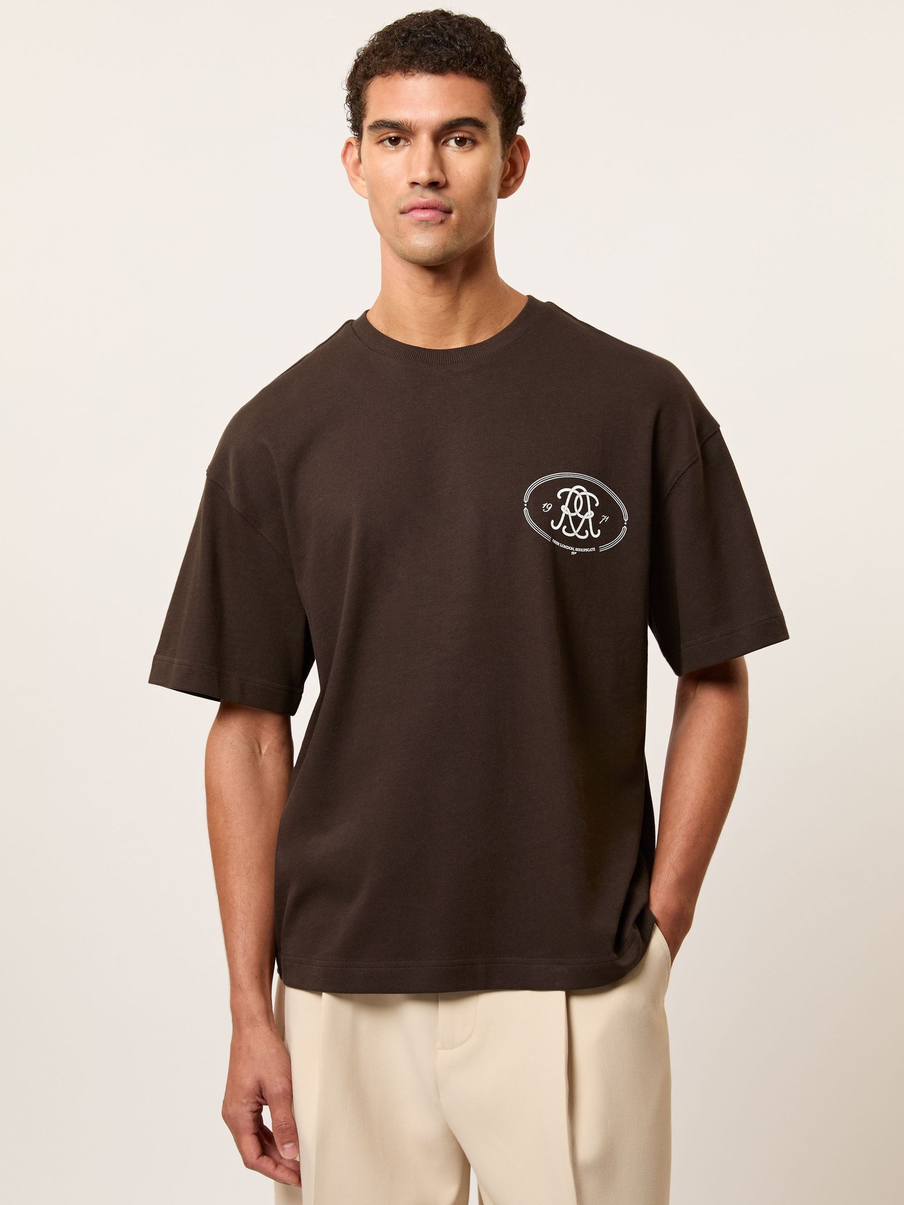 T-Shirt in Brown (H55195) | €75