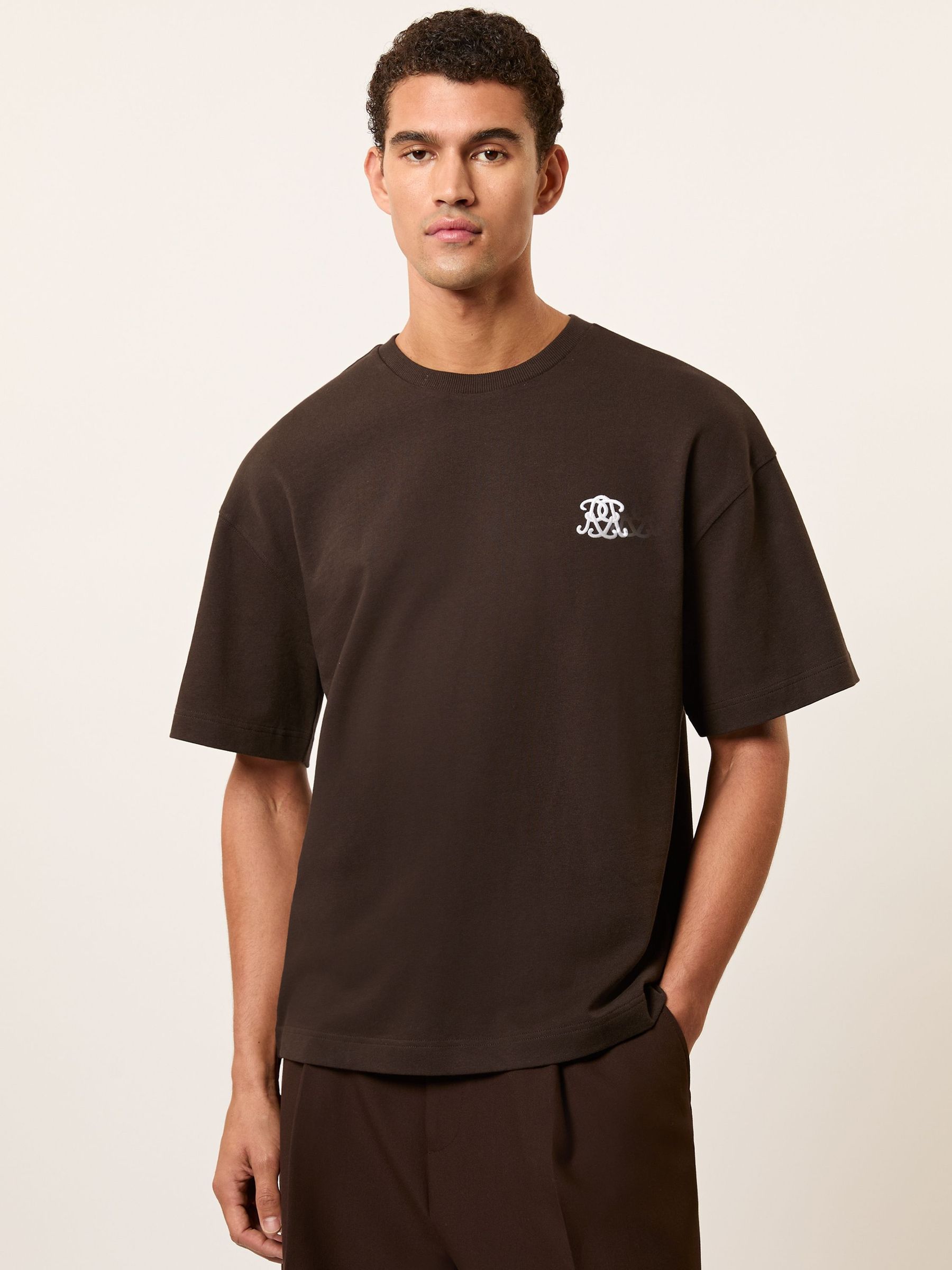 T-Shirt in Brown (H55200) | €75