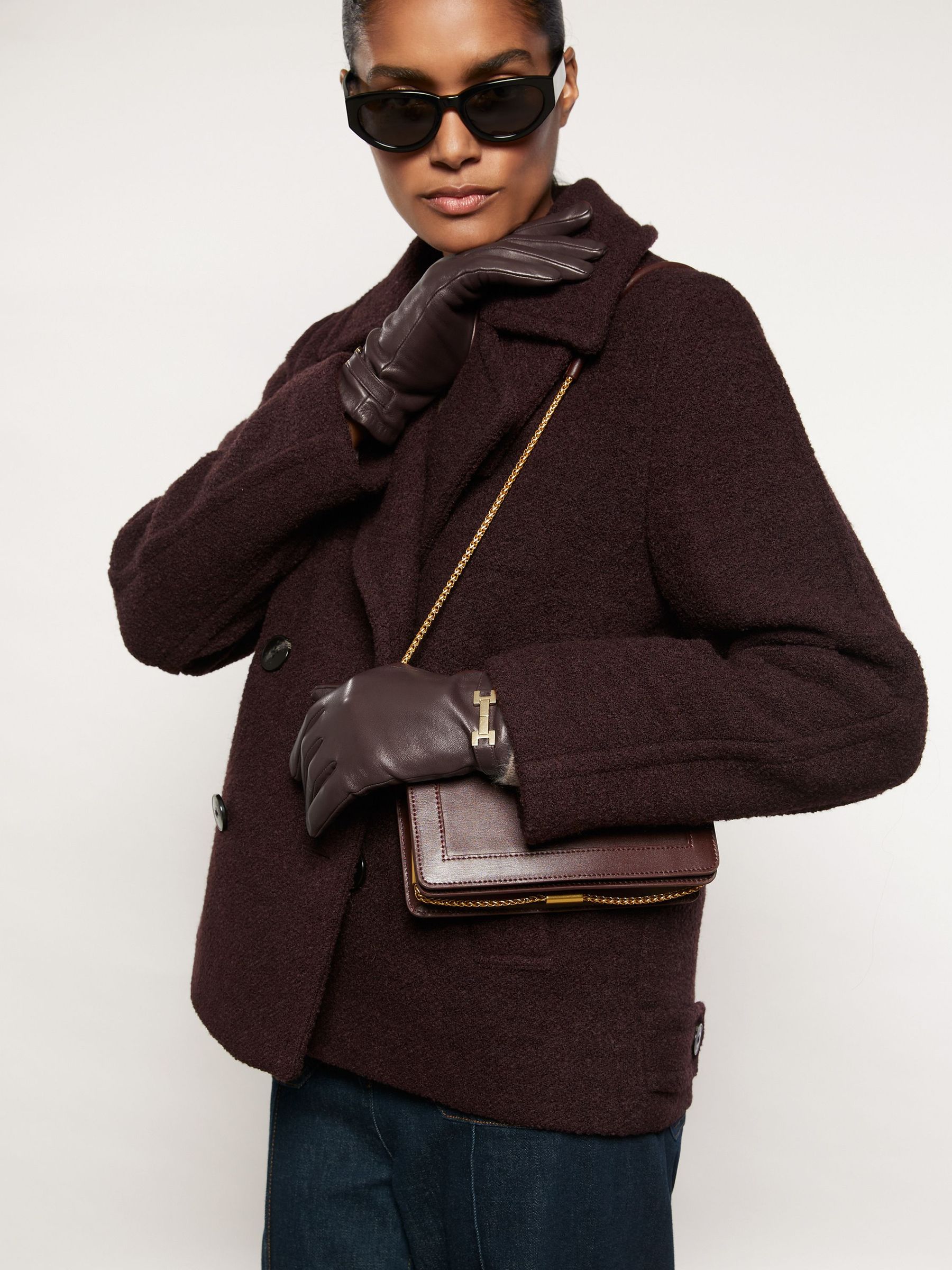 Leather Hardware-Embellished Gloves in Burgundy (H58086) | 425 QAR