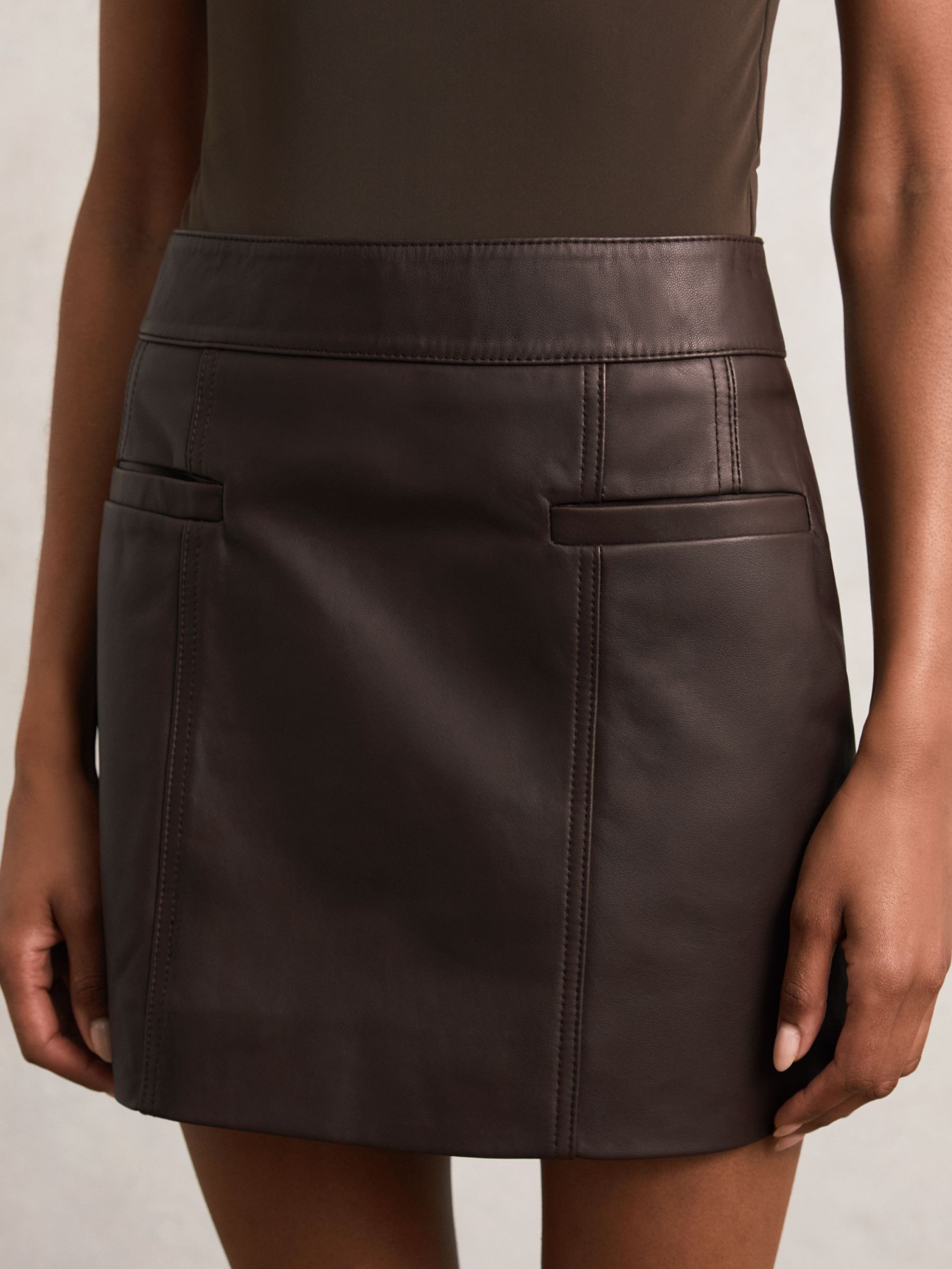 Leather Welt-Pocket Mini Skirt in Burgundy (H60849) | HK$2,980