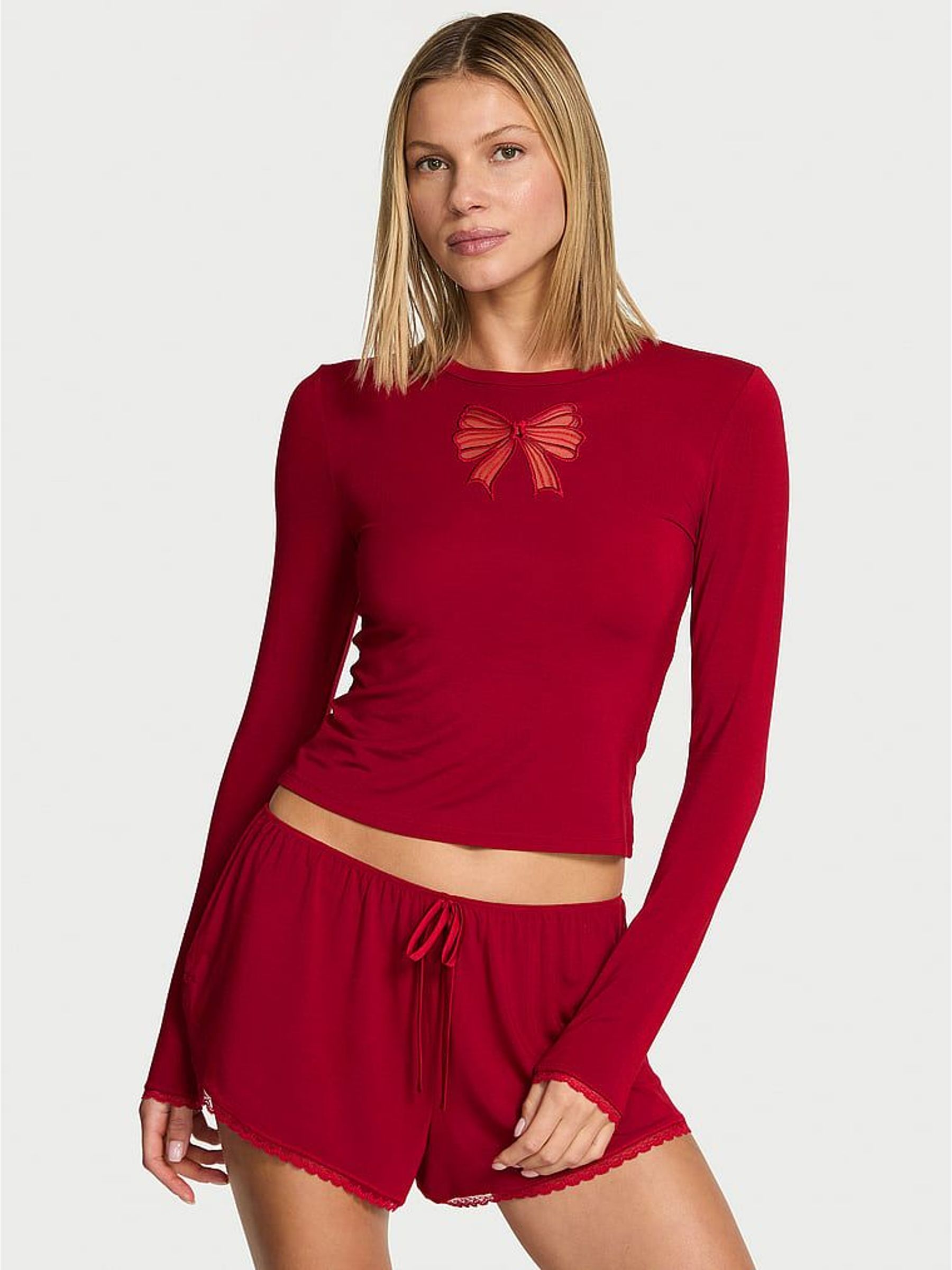 Red Lacquer Modal Bow Pyjamas Long Sleeve Top & Shorts Set (H64928) | €62